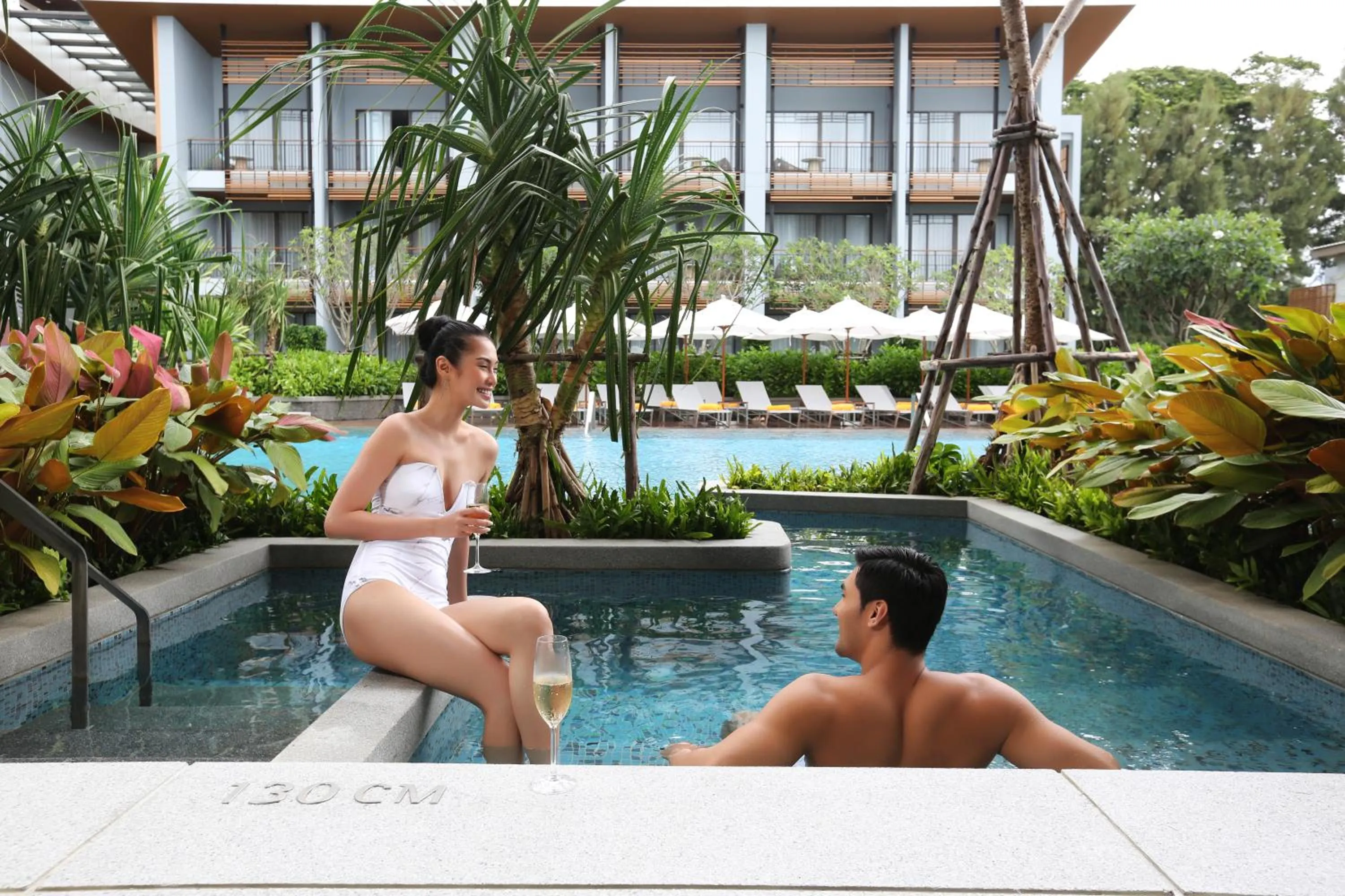 Pool view in Renaissance Pattaya Resort & Spa