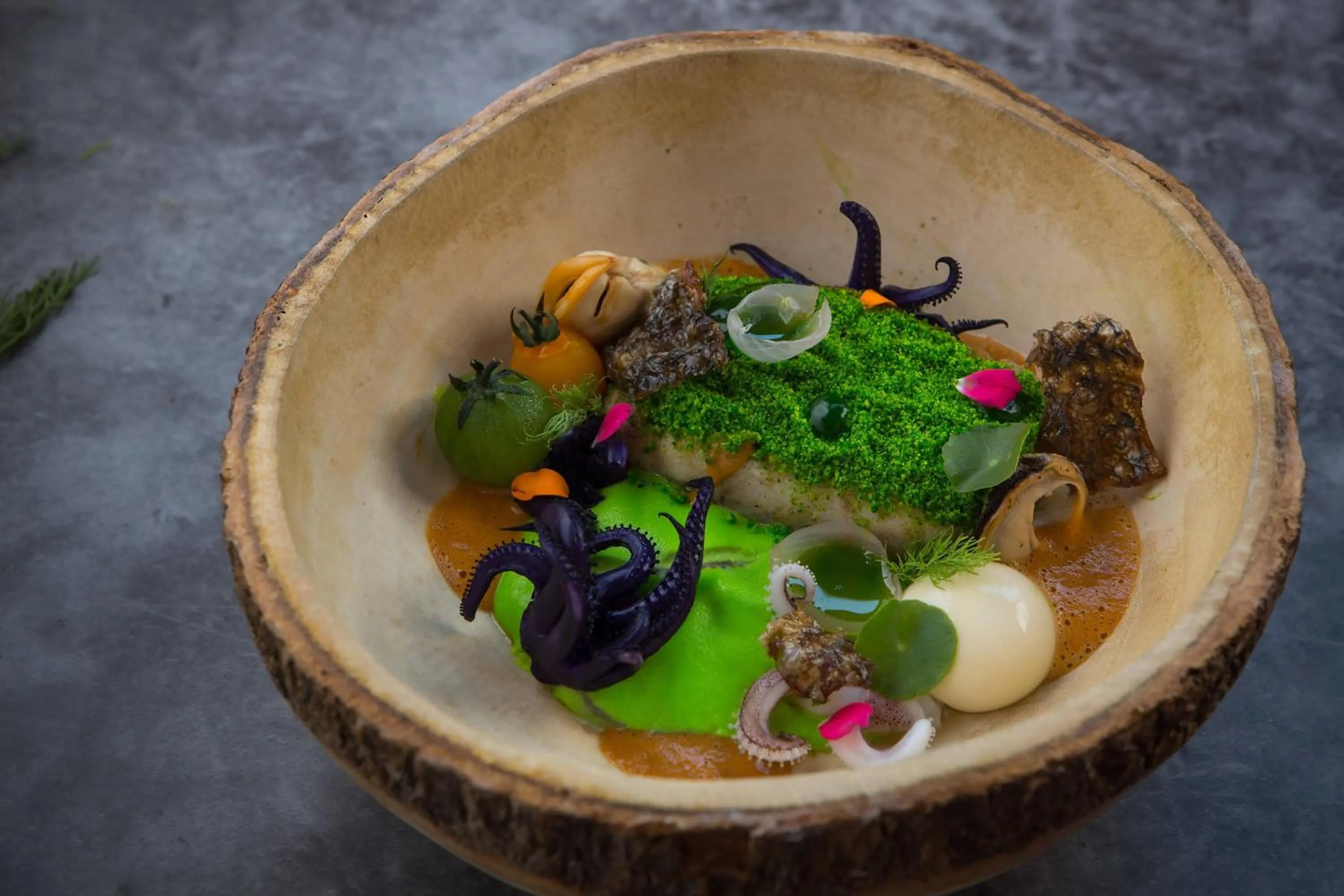 Lounge or bar in Renaissance Pattaya Resort & Spa