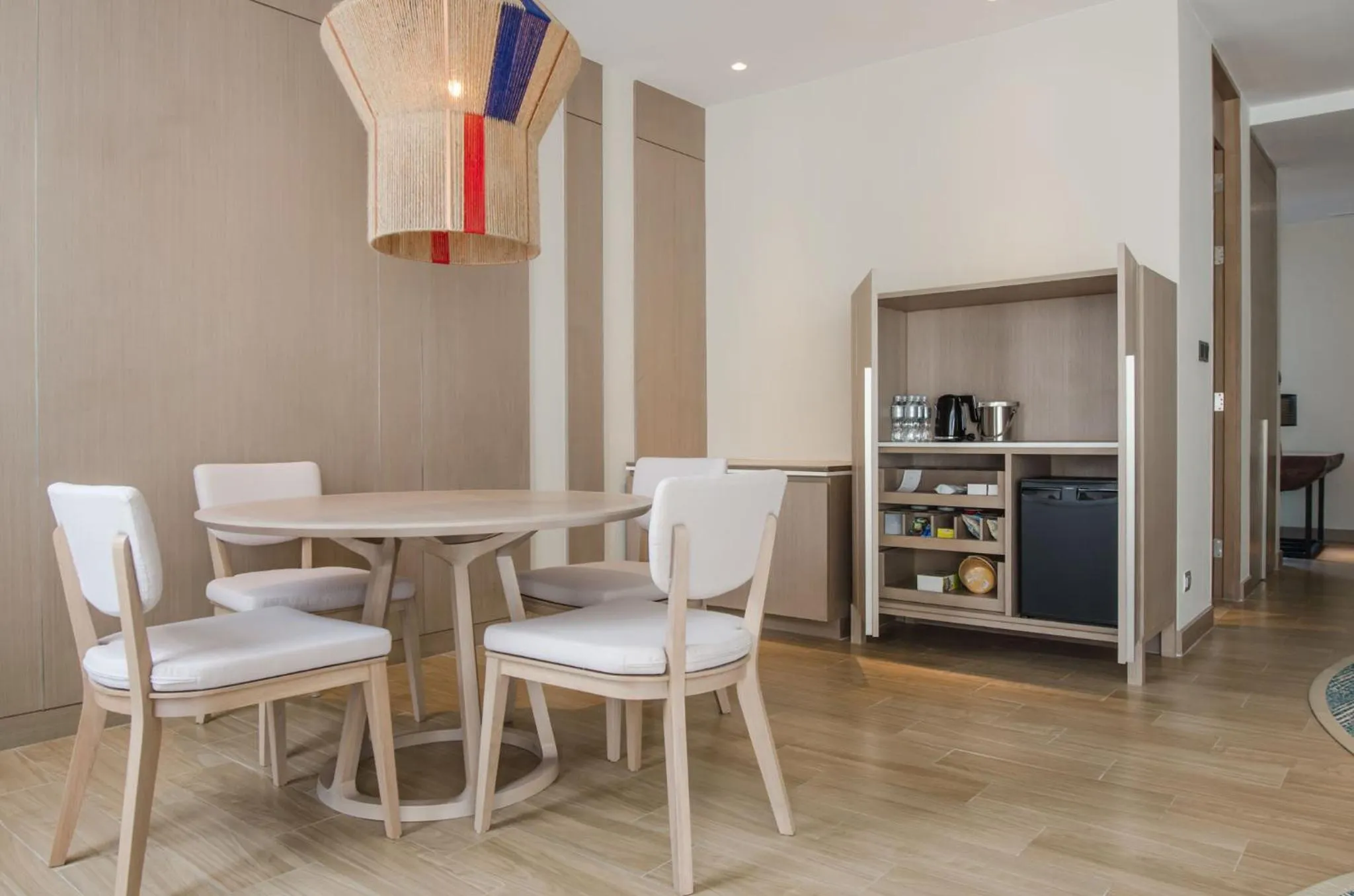 Dining area in Renaissance Pattaya Resort & Spa