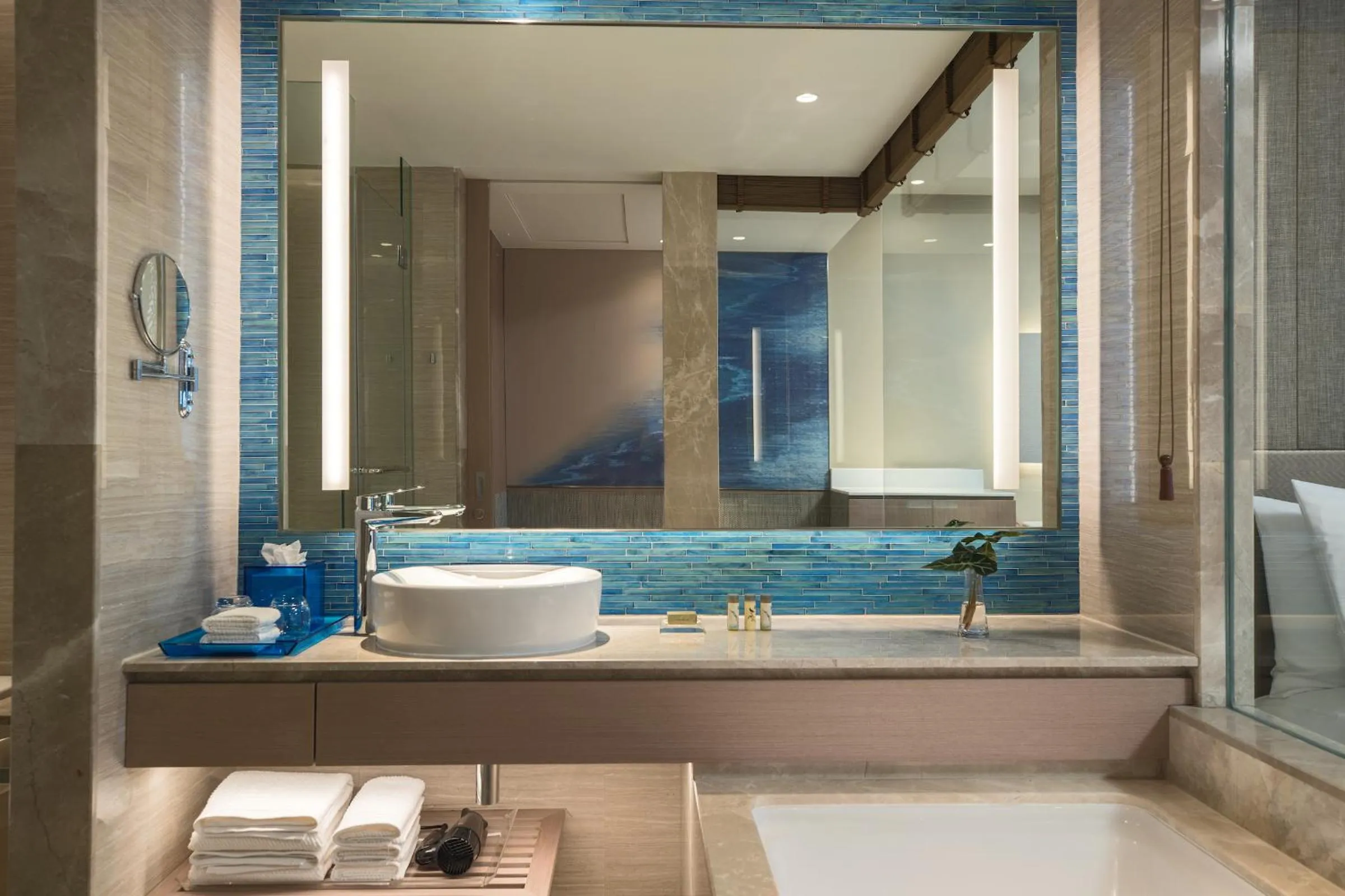 Bathroom in Renaissance Pattaya Resort & Spa