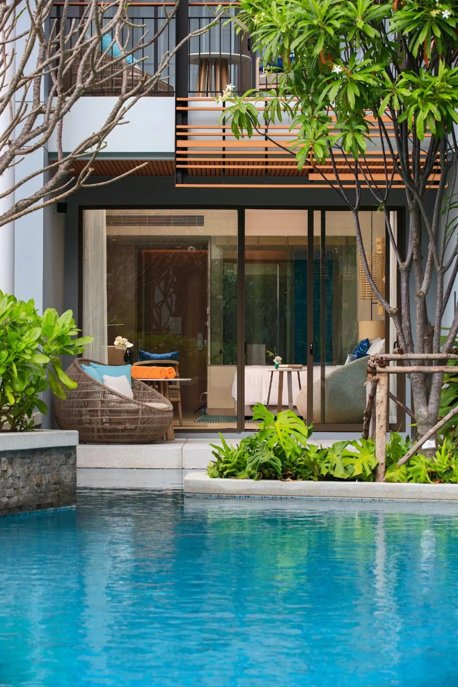 Guest Room Pool Access in Renaissance Pattaya Resort & Spa Guest Room Pool Access in Renaissance Pattaya Resort & Spa