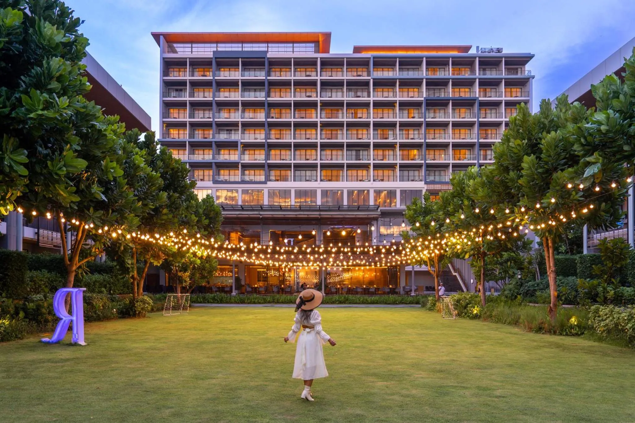 Property building in Renaissance Pattaya Resort & Spa