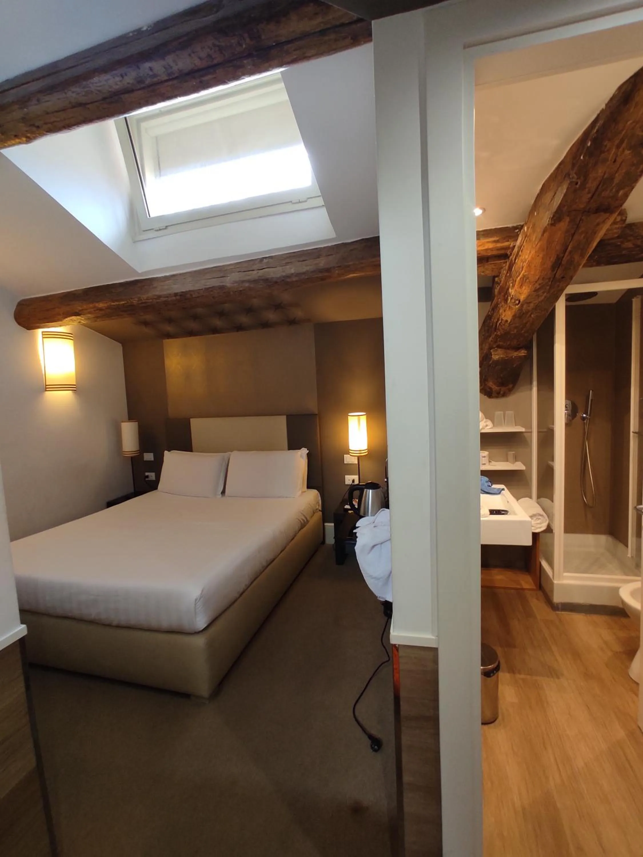 Photo of the whole room, Bed in Relais Santa Maria Maggiore