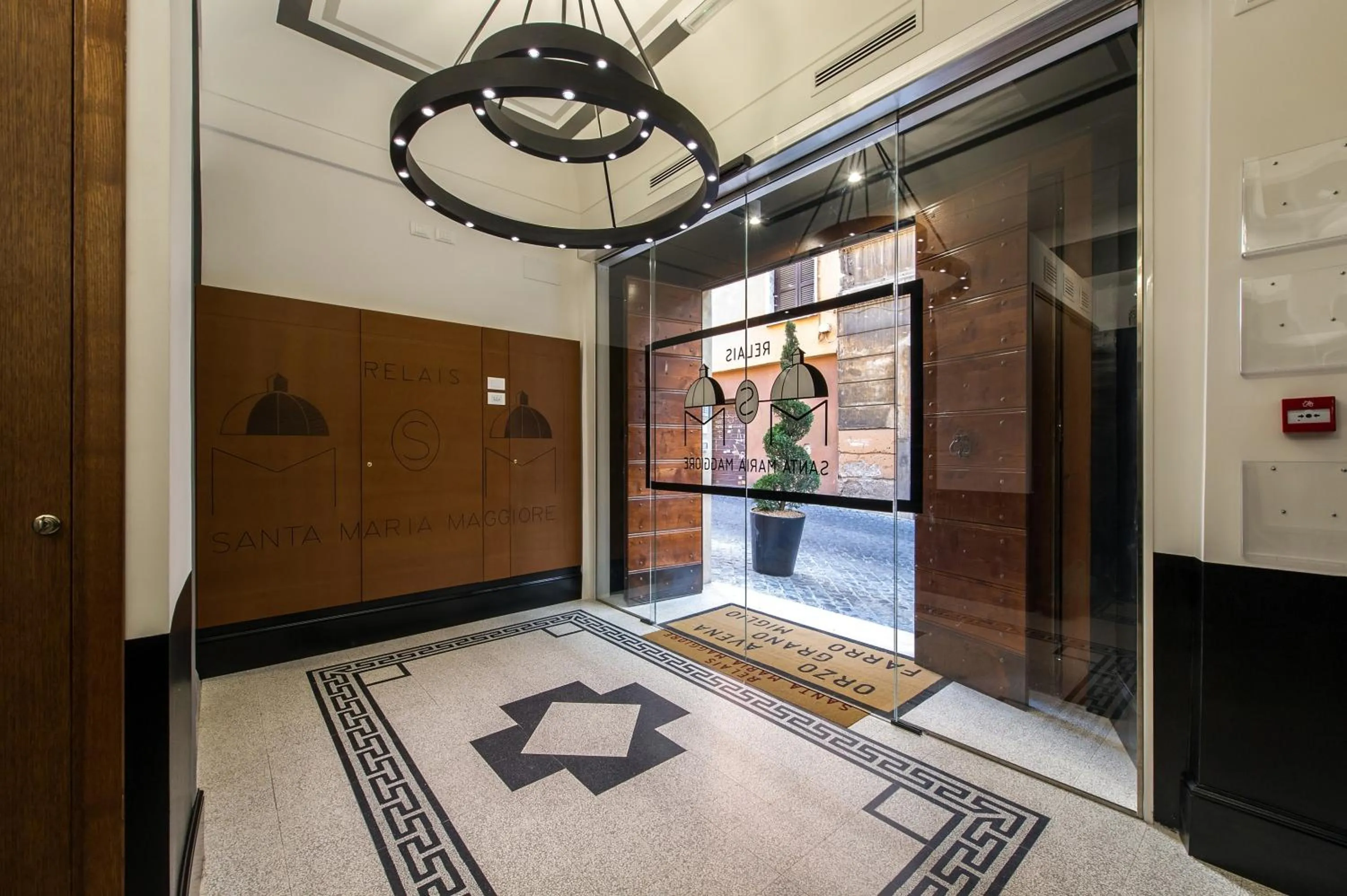 Lobby or reception in Relais Santa Maria Maggiore