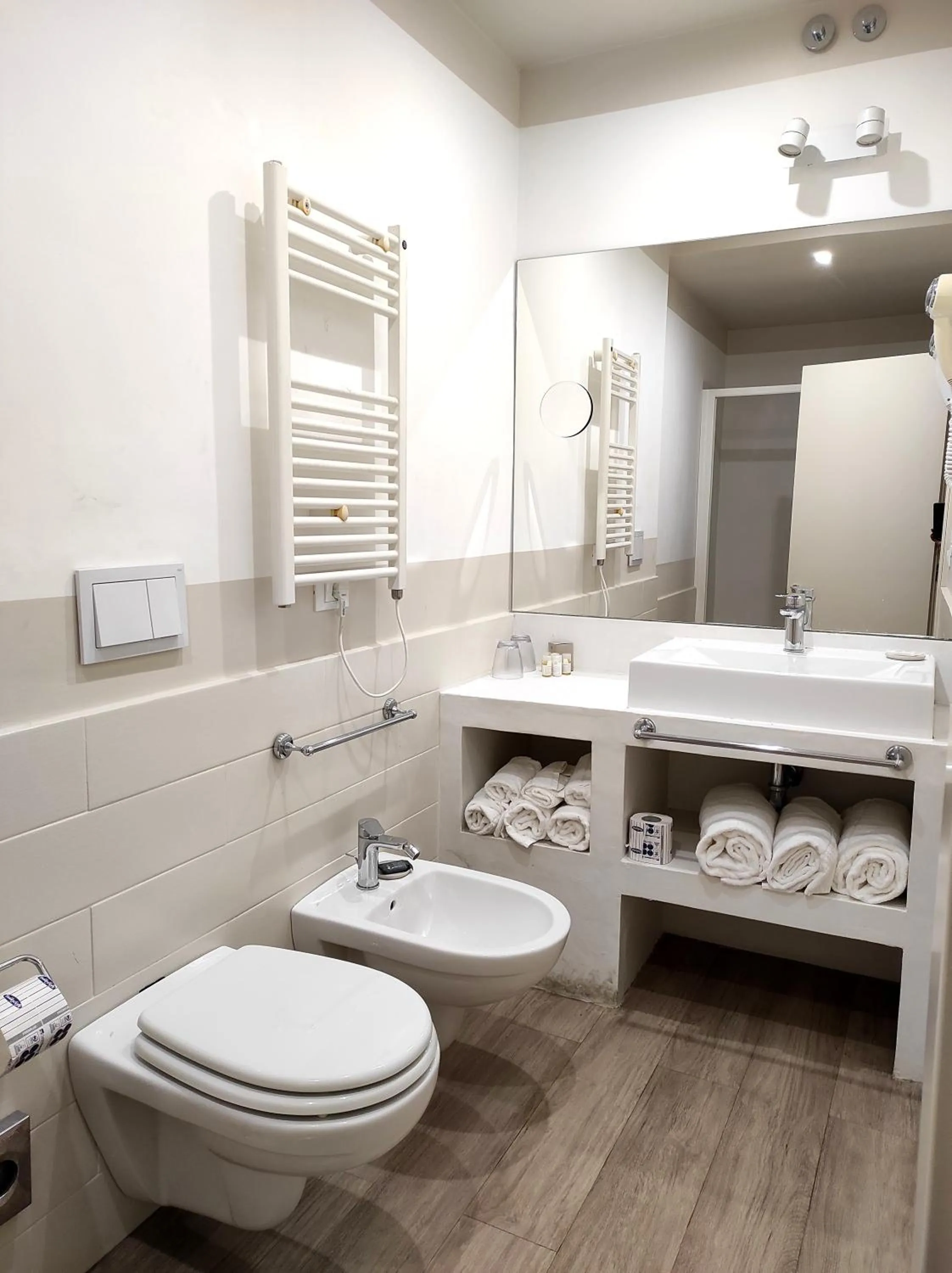 Toilet in Relais Santa Maria Maggiore