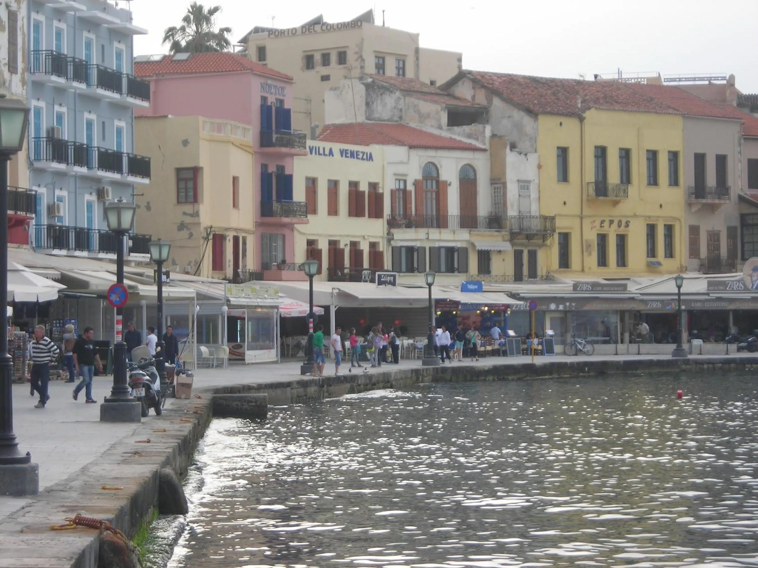 Facade/entrance in Villa Venezia