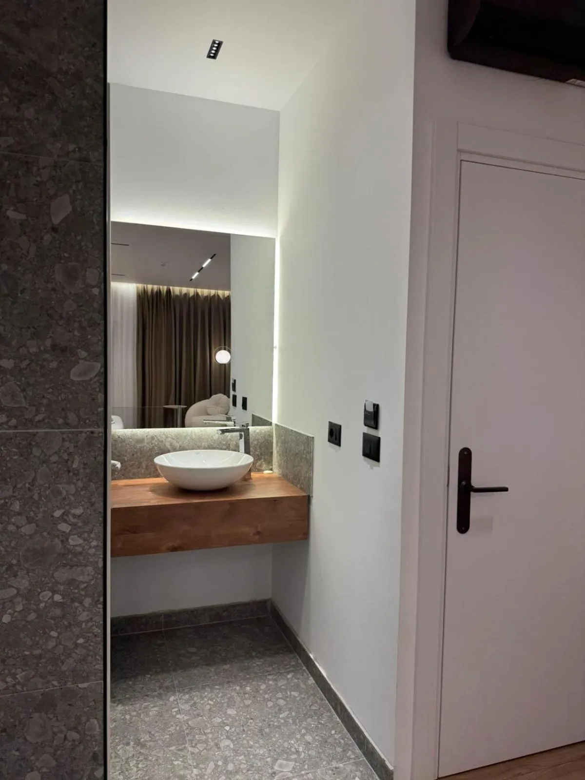 Toilet in Hotel Jurgen