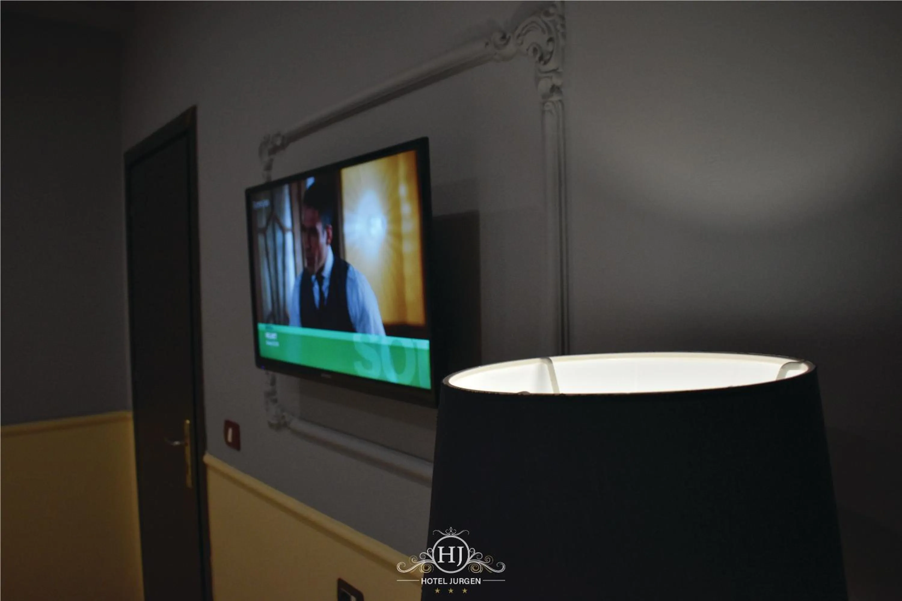 TV and multimedia in Hotel Jurgen