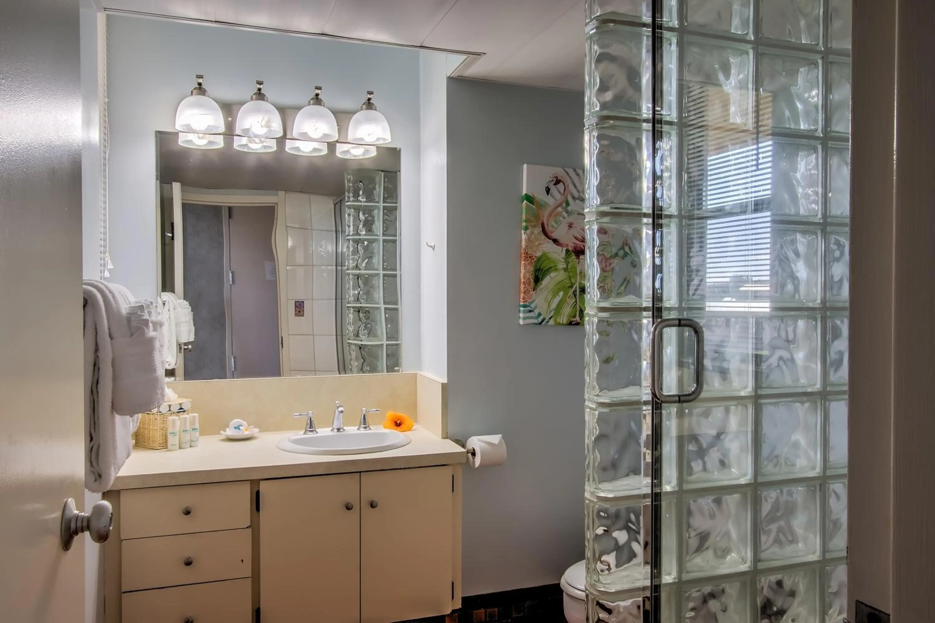 Bathroom in Maui Kai Condos - No Resort Fees