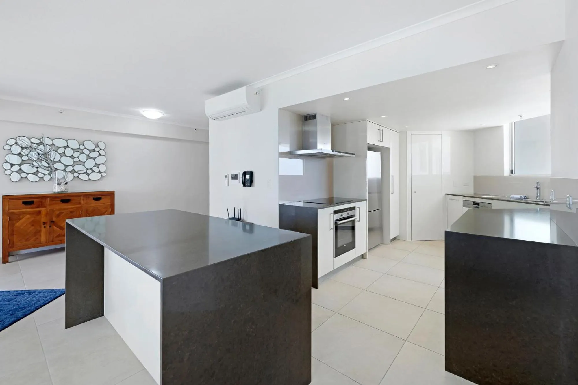 kitchen in ULTIQA Points North