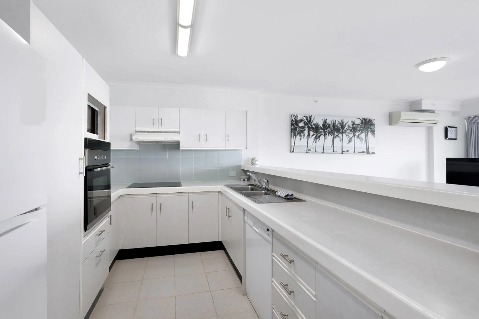 kitchen in ULTIQA Points North