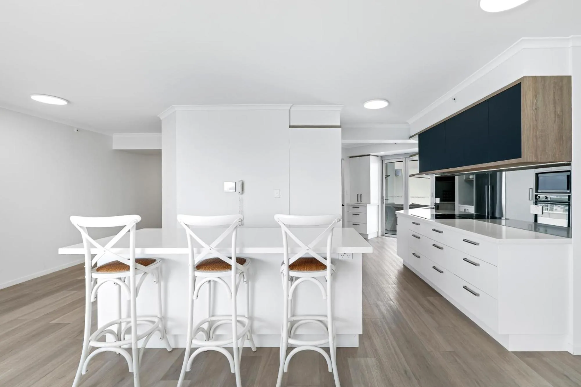 Kitchen or kitchenette in ULTIQA Points North