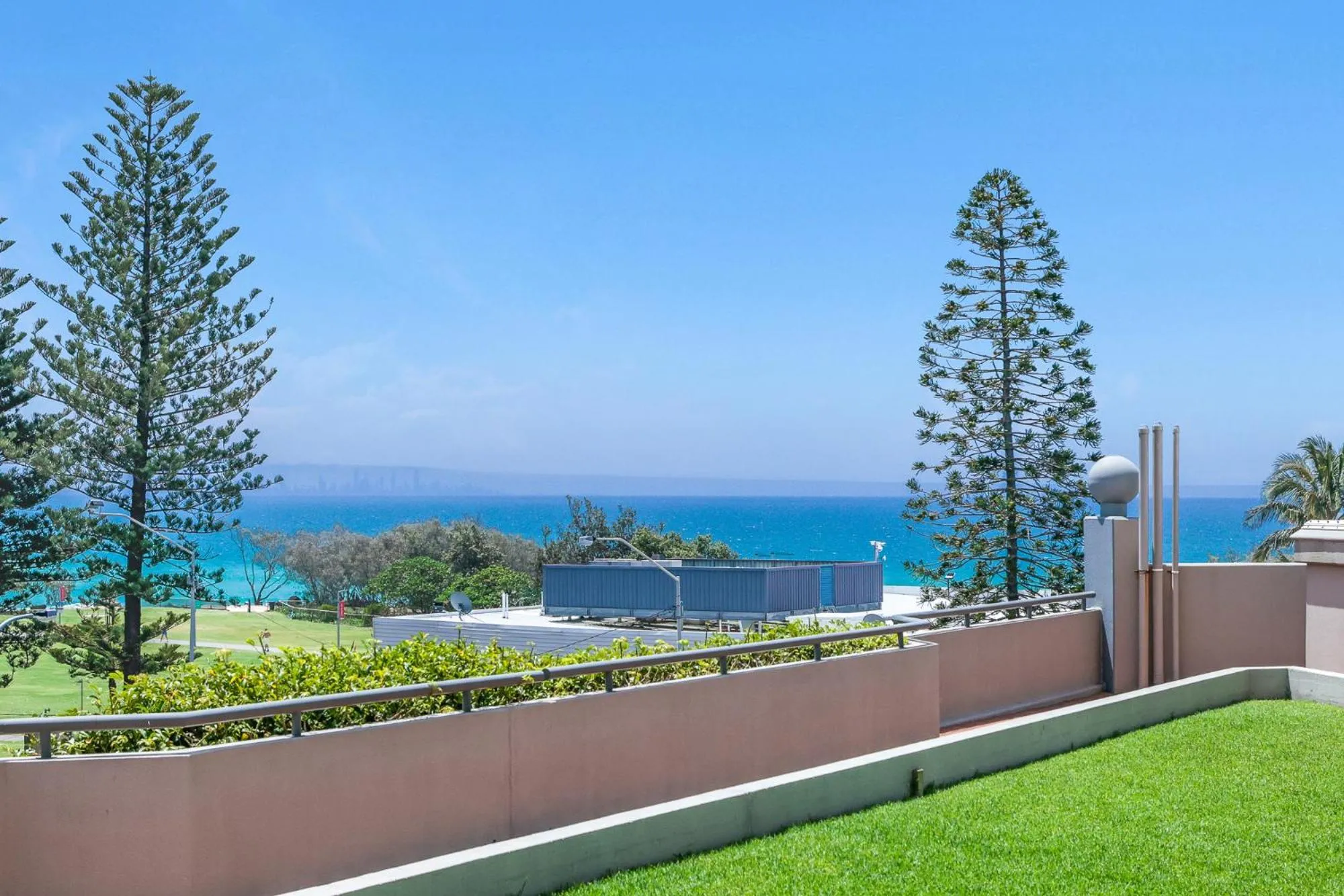 Sea view in ULTIQA Points North