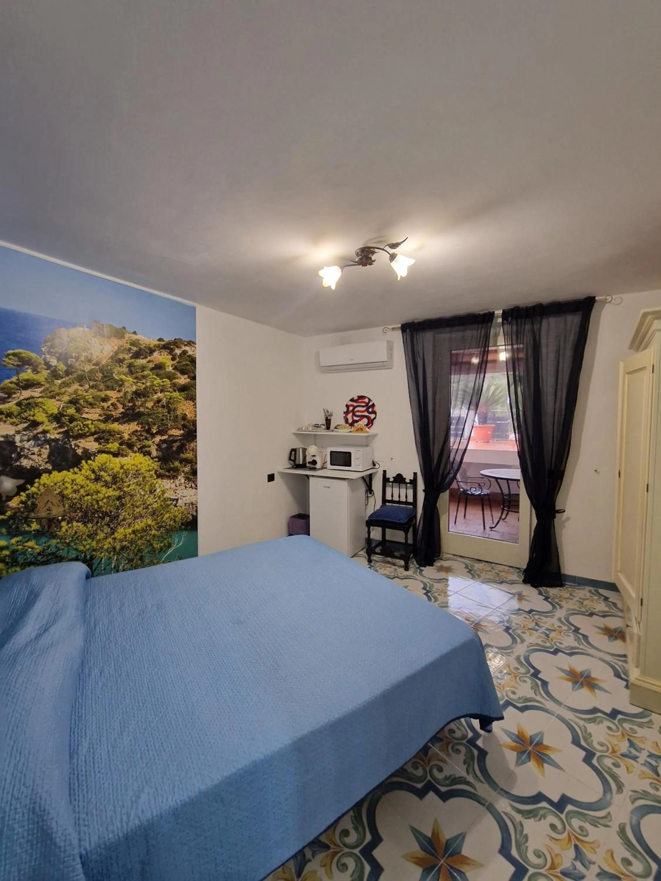 Photo of the whole room in Al Geranio B&B