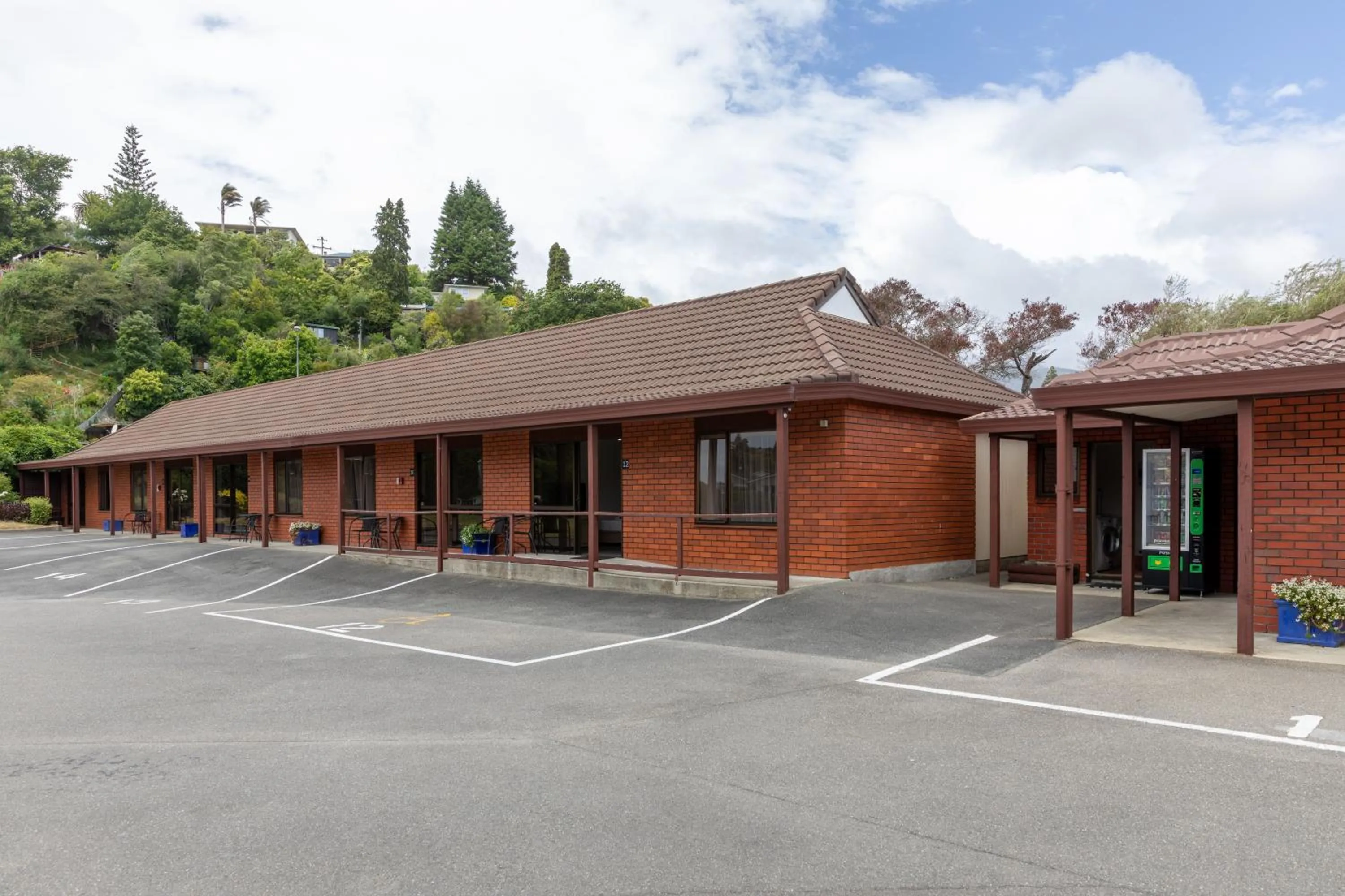 Property building in Amber Court Motel Nelson