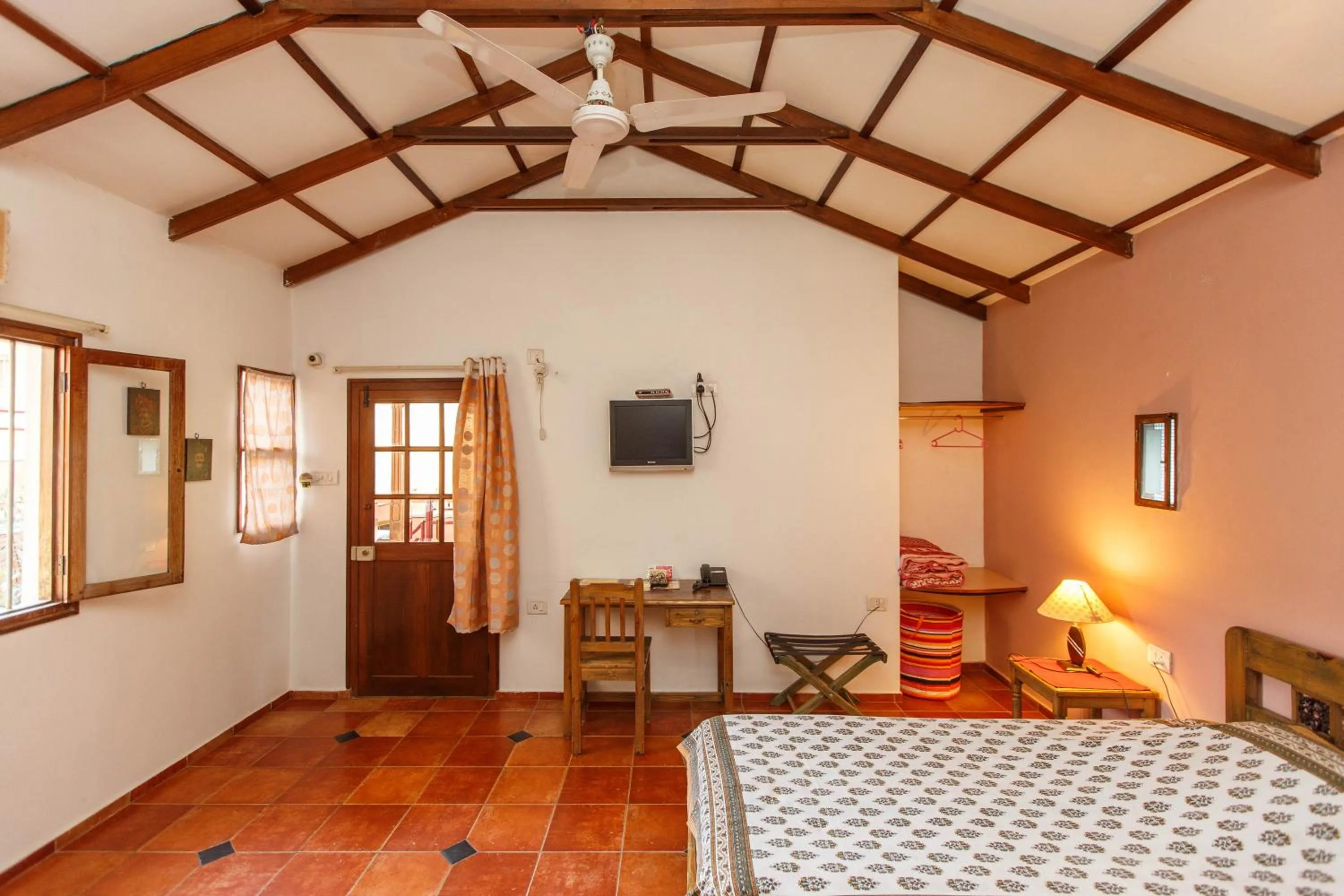 Photo of the whole room, Bed in Casa Cottage