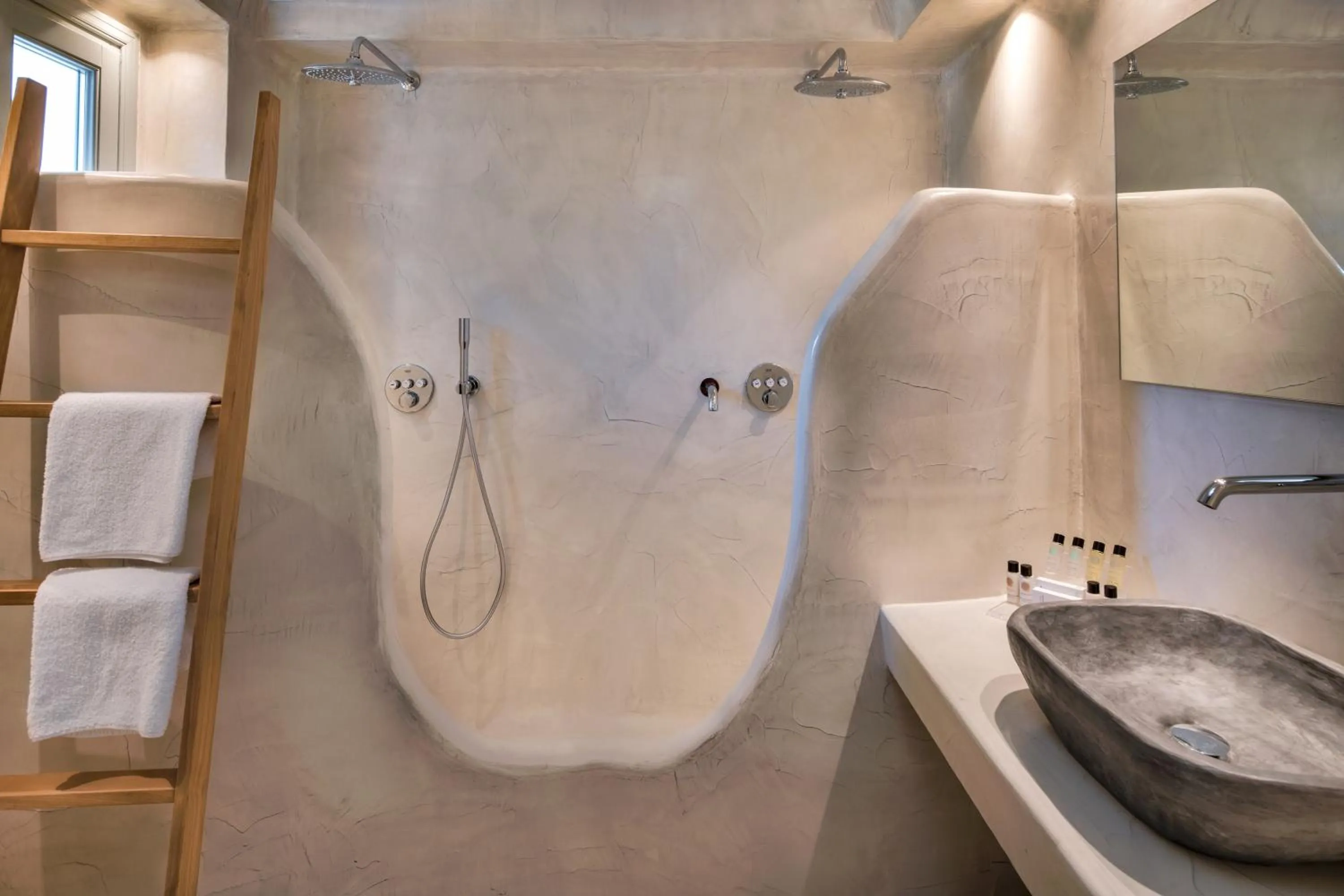 Shower in Astro Palace Hotel & Suites