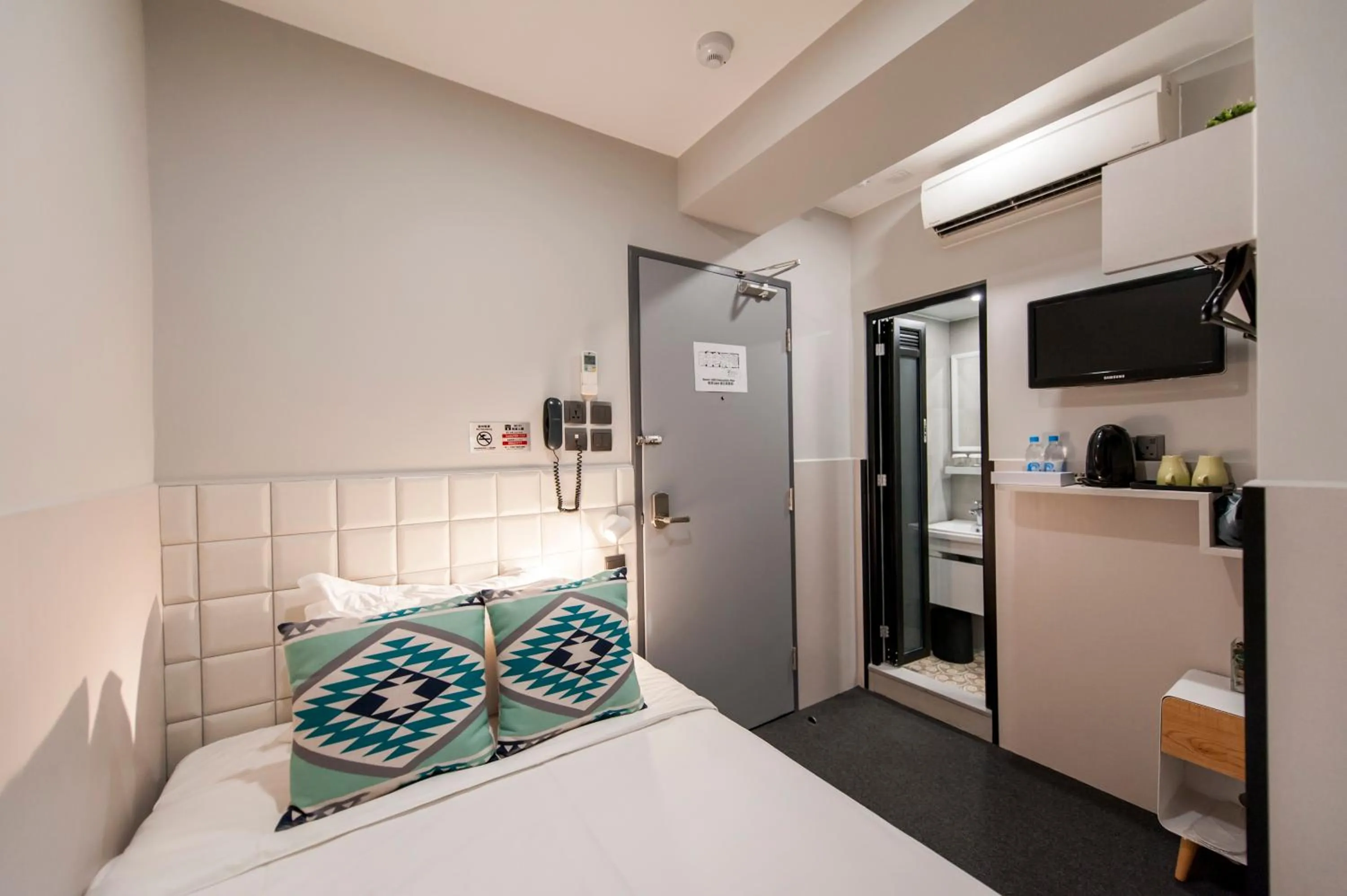 Bedroom, Bed in MK STAY - formerly HOTEL MK