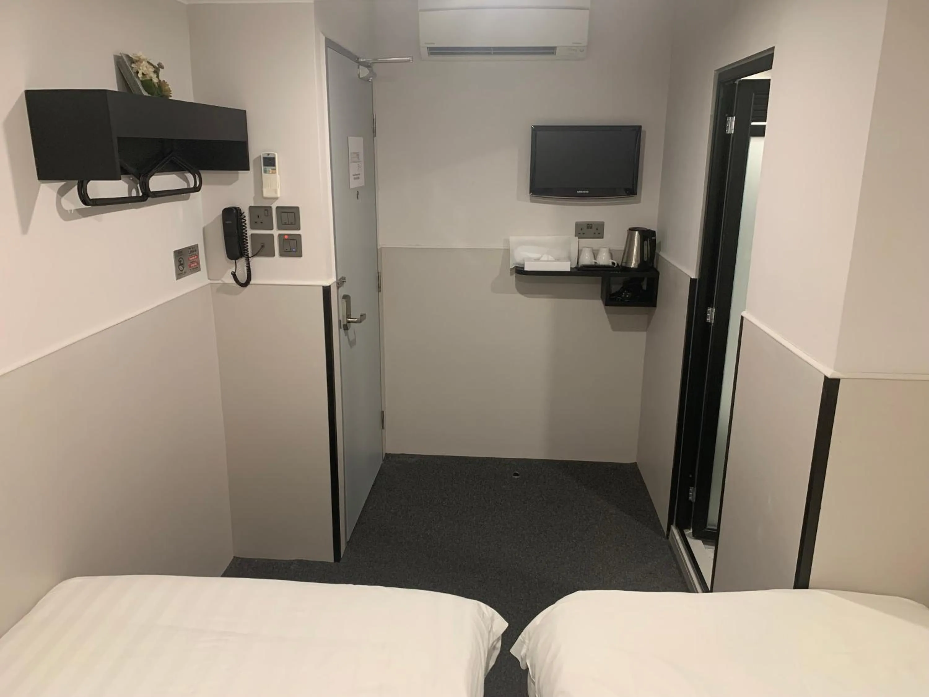 TV and multimedia, Bed in MK STAY - formerly HOTEL MK