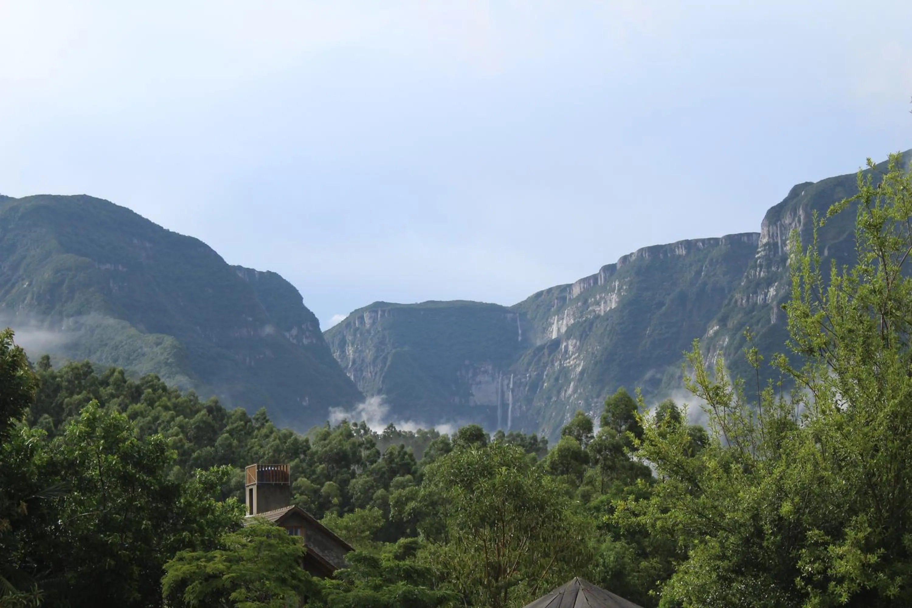 Garden view in Pousada & Camping Nativos dos Canyons