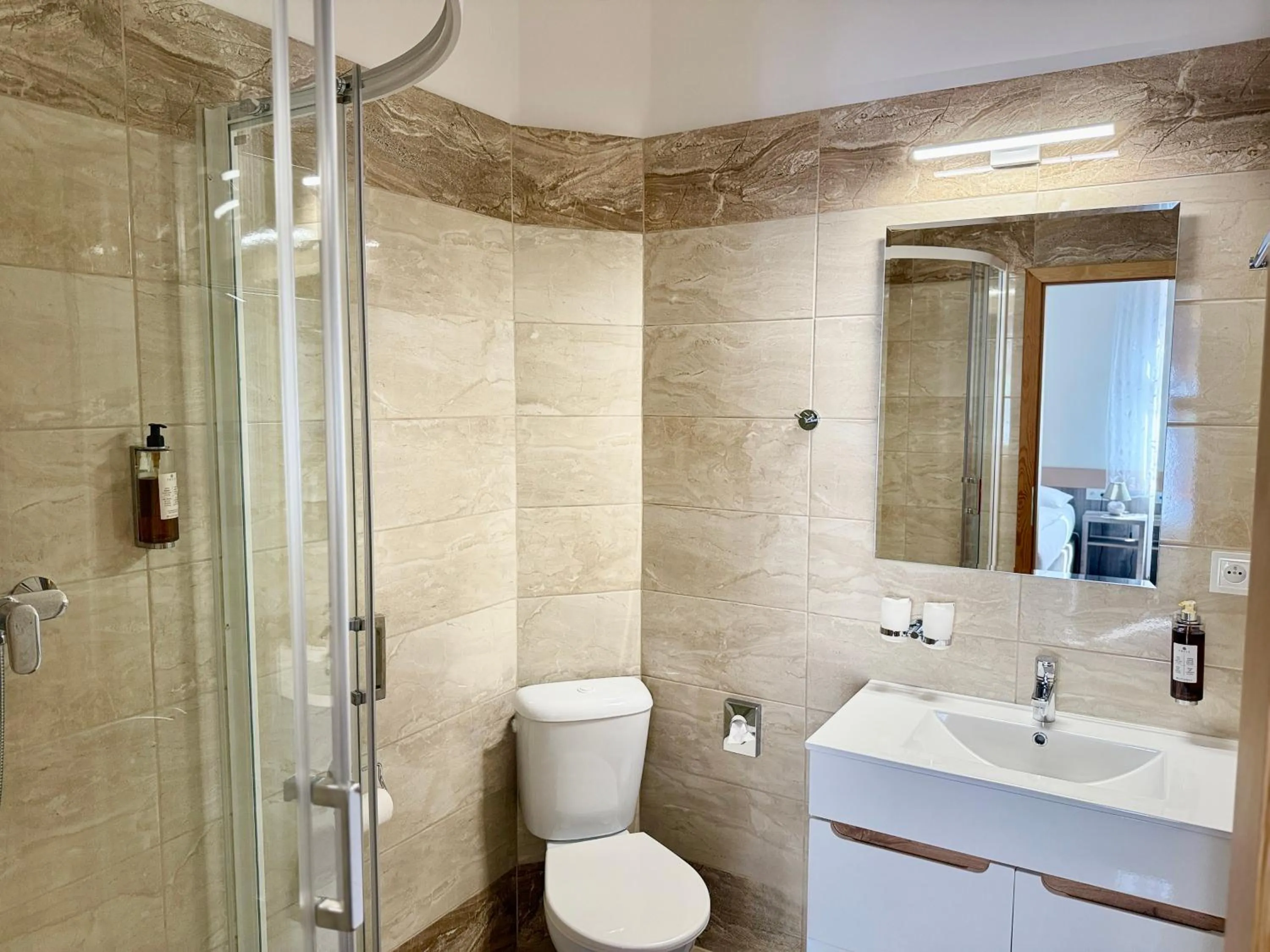 Shower in Penzión Hradbová Old Town Residence & SPA