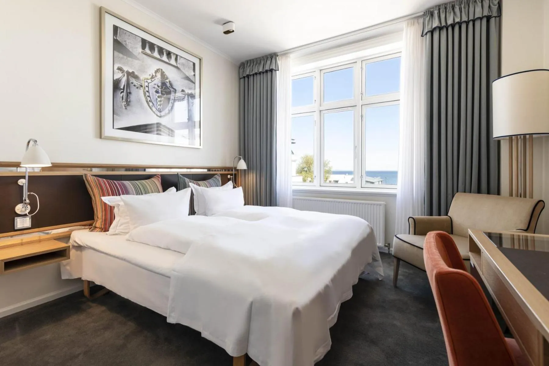 Bedroom, Bed in Kurhotel Skodsborg