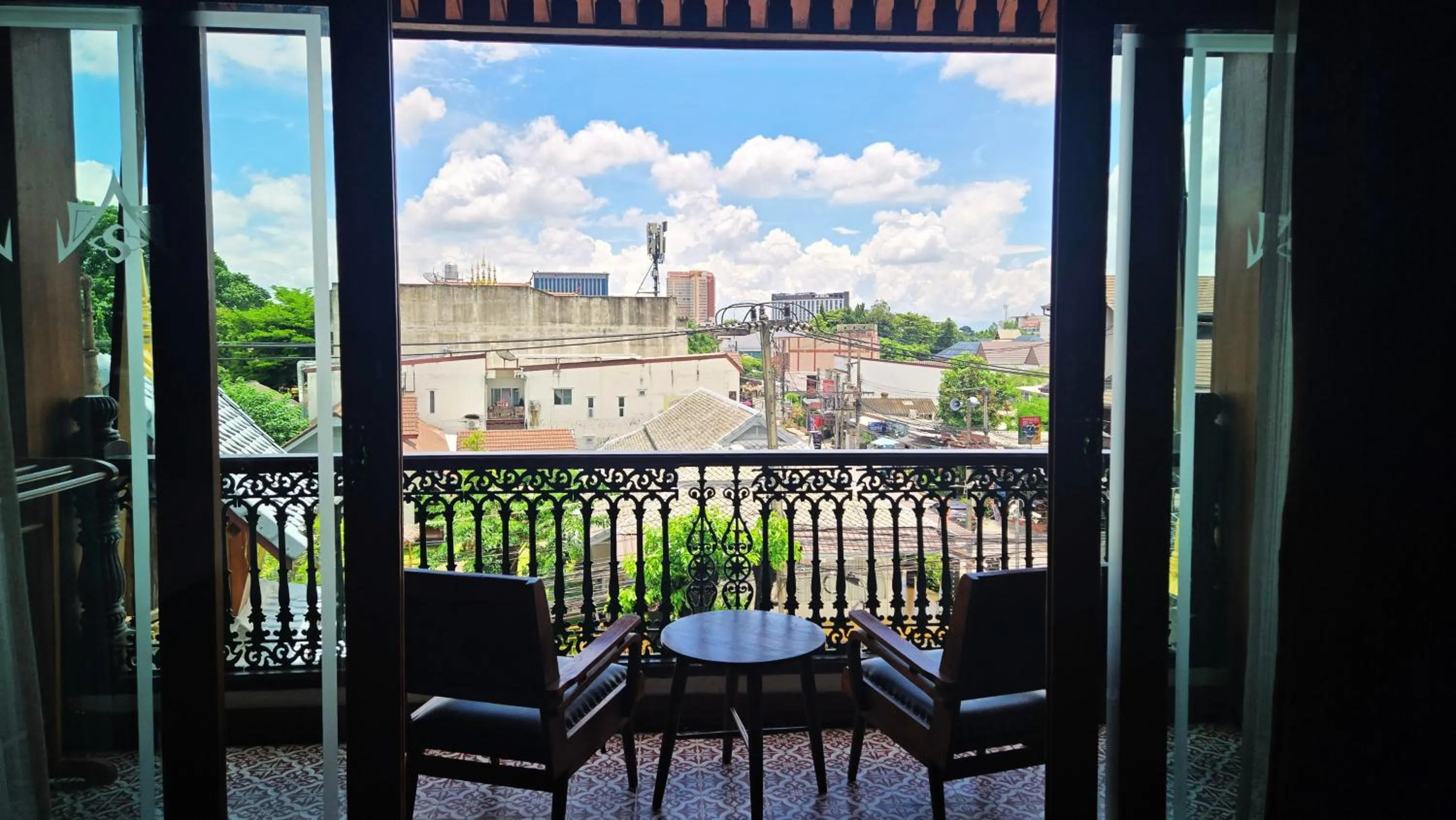 Seating area in Sunday Villa Sirilanna Hotel