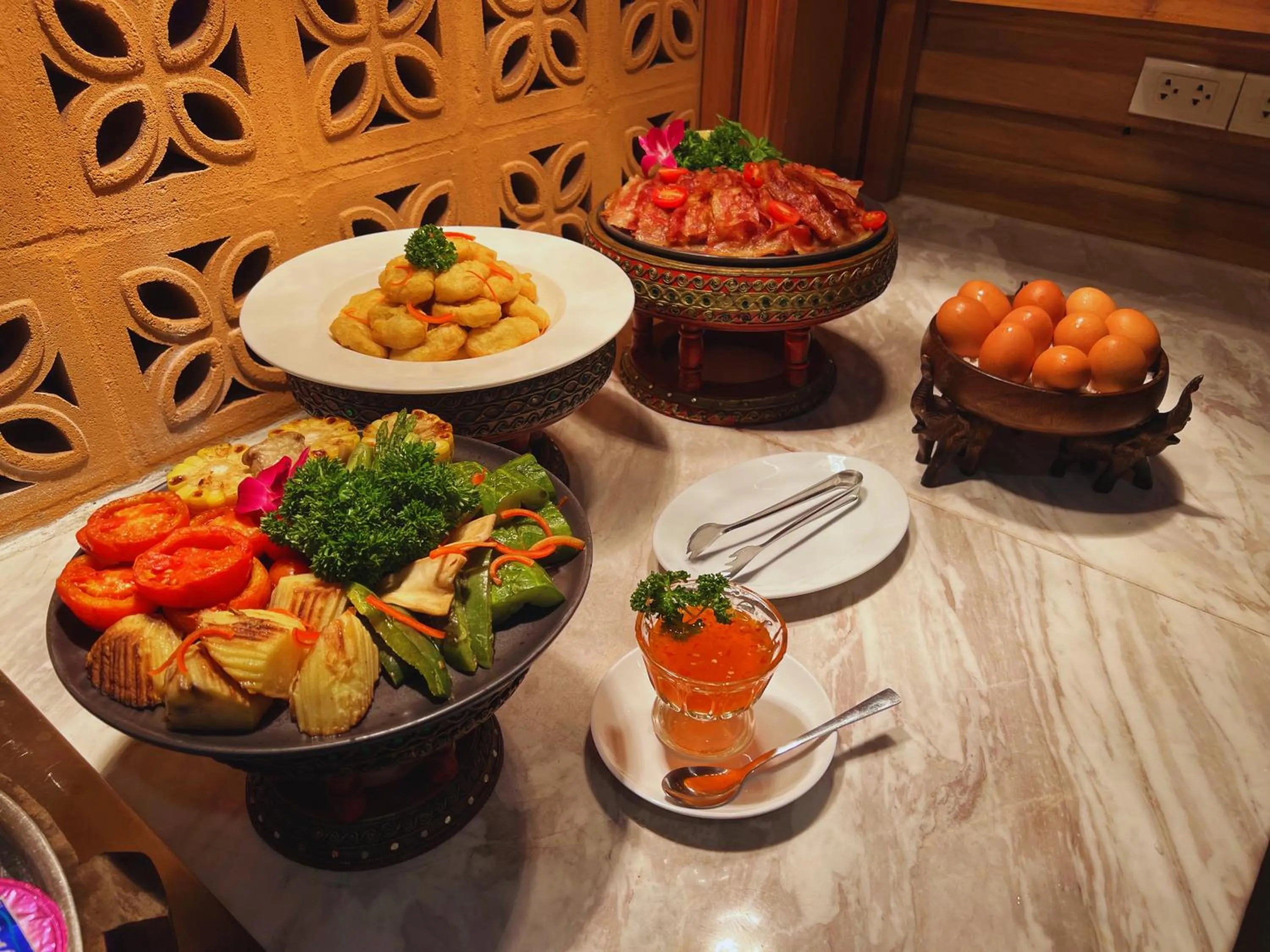 Buffet breakfast in Sunday Villa Sirilanna Hotel