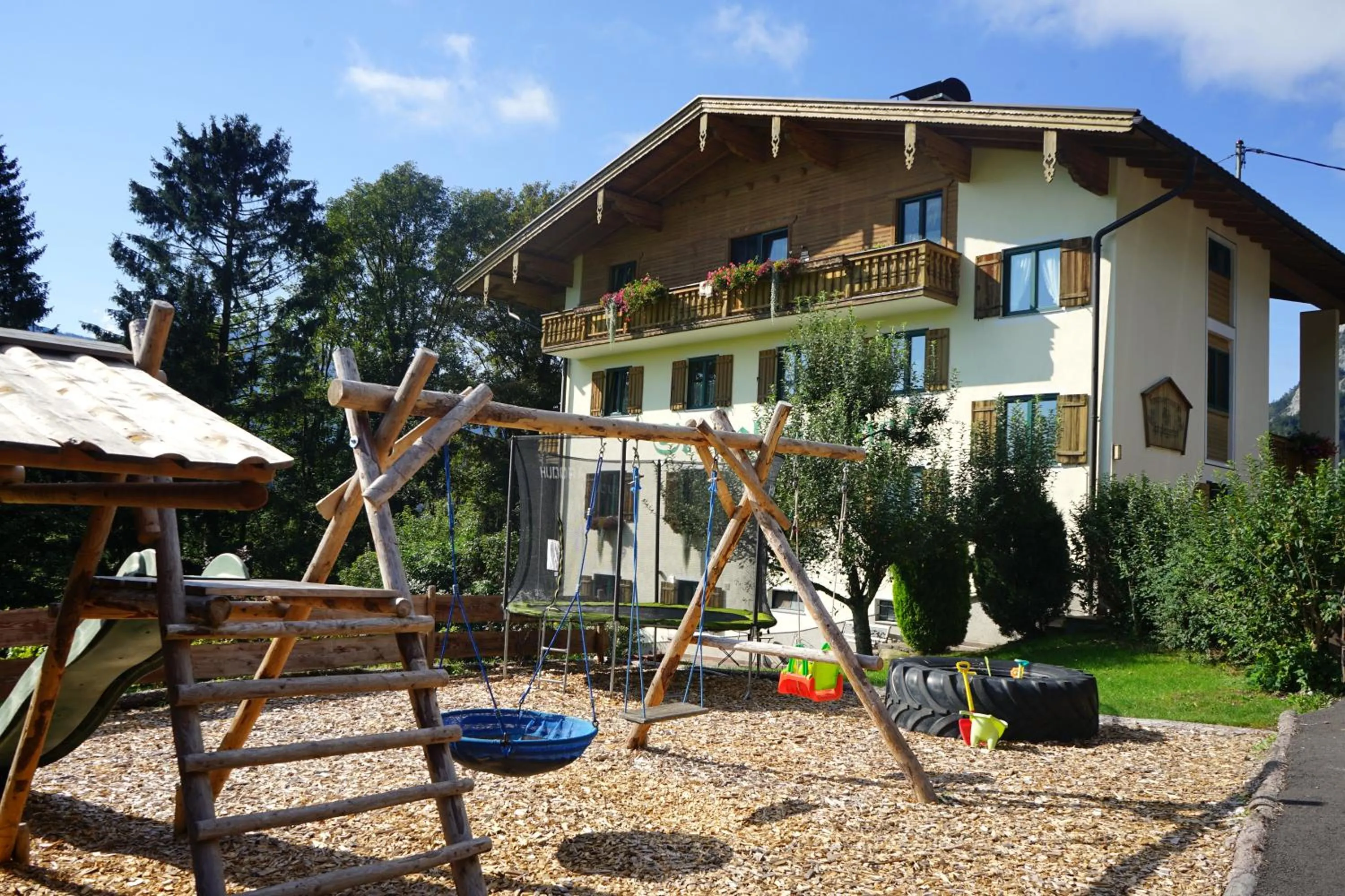 Property building in Stangleggerhof