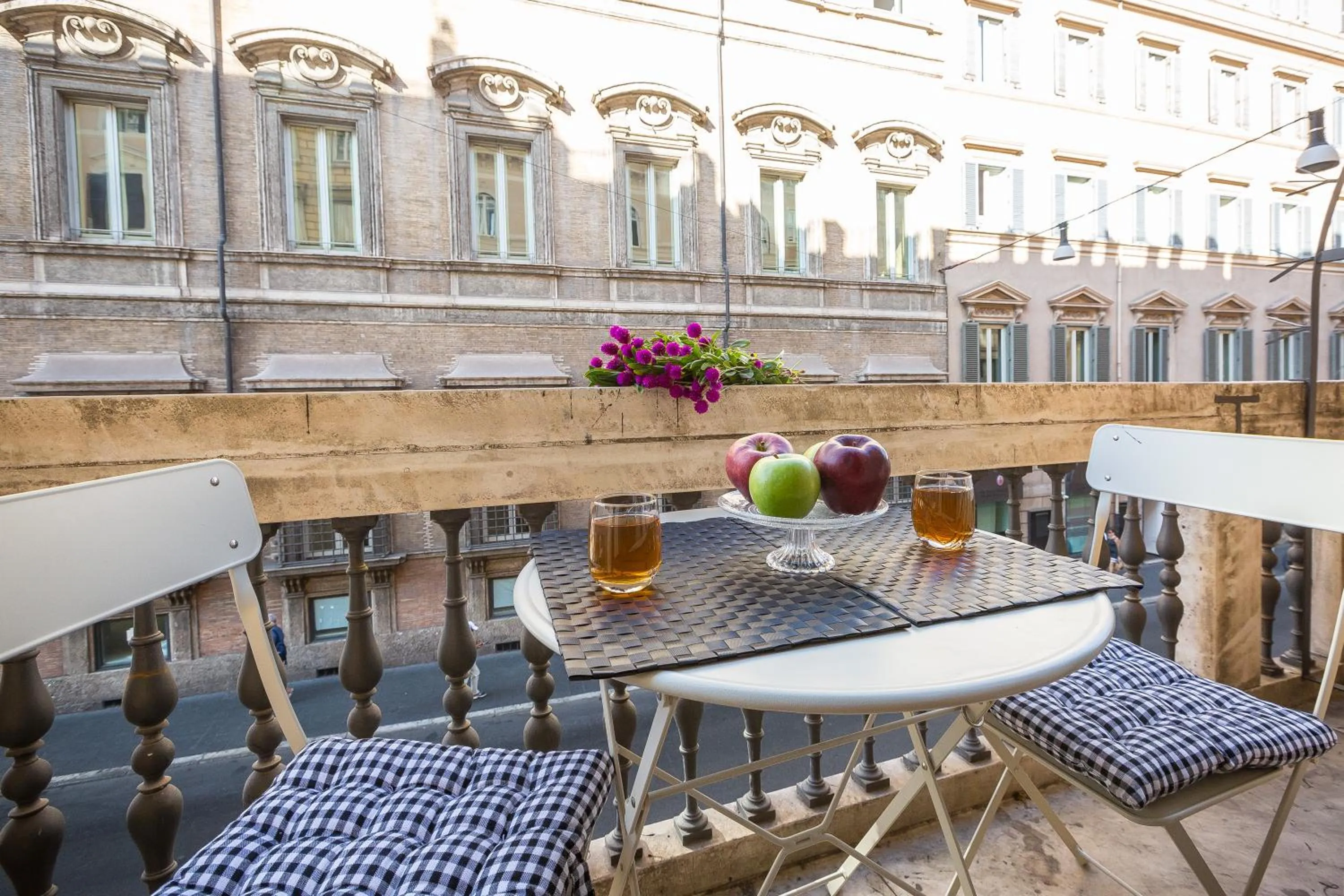 Balcony/Terrace in Amazing Piazza Venezia Suites