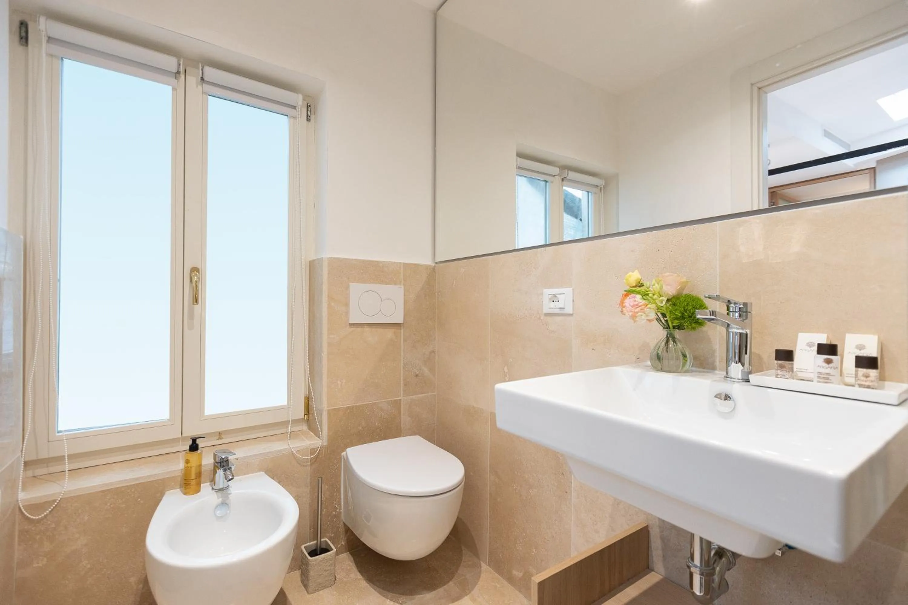 Shower in Amazing Piazza Venezia Suites