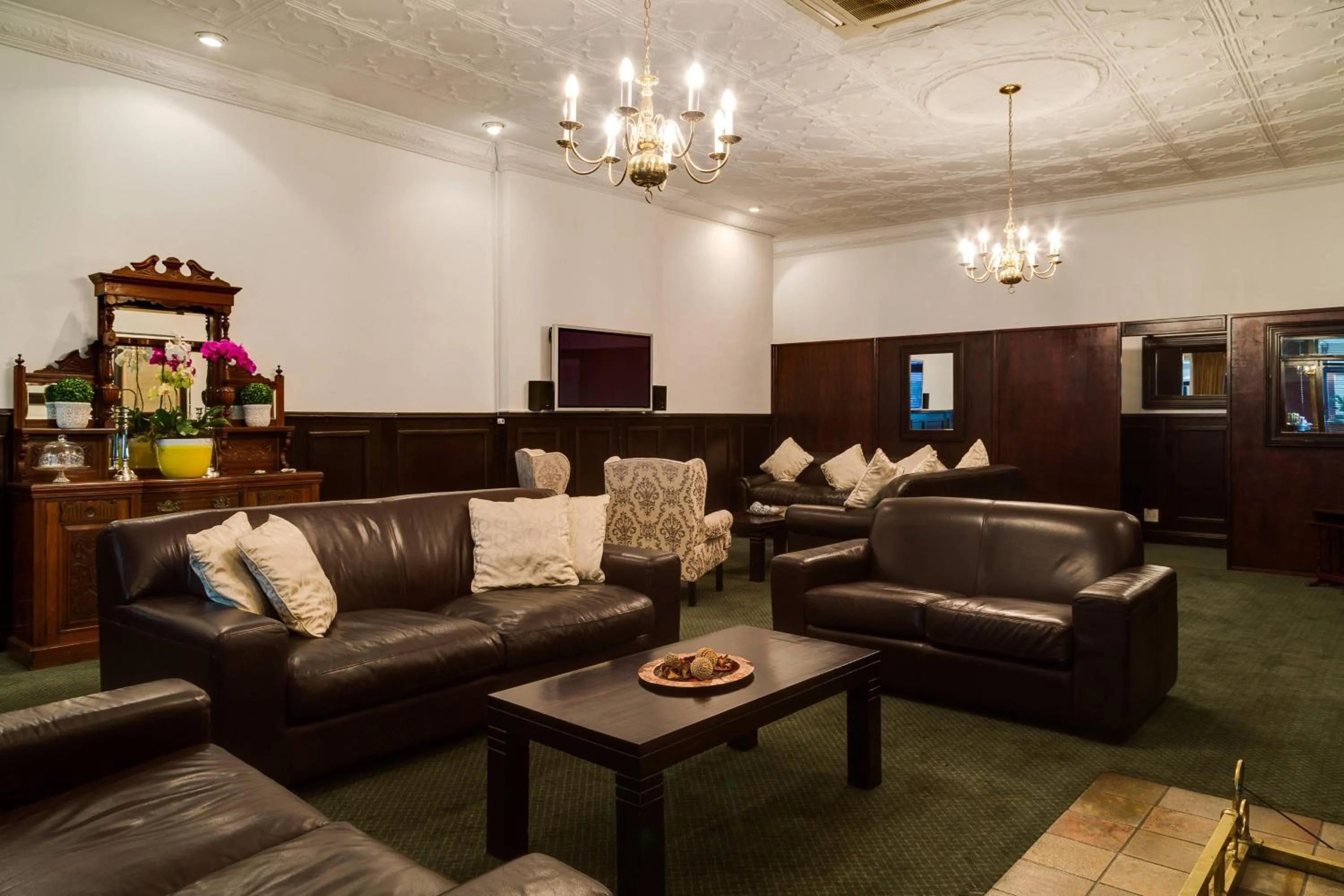 Lobby or reception in Protea Hotel by Marriott Dorpshuis & Spa Stellenbosch