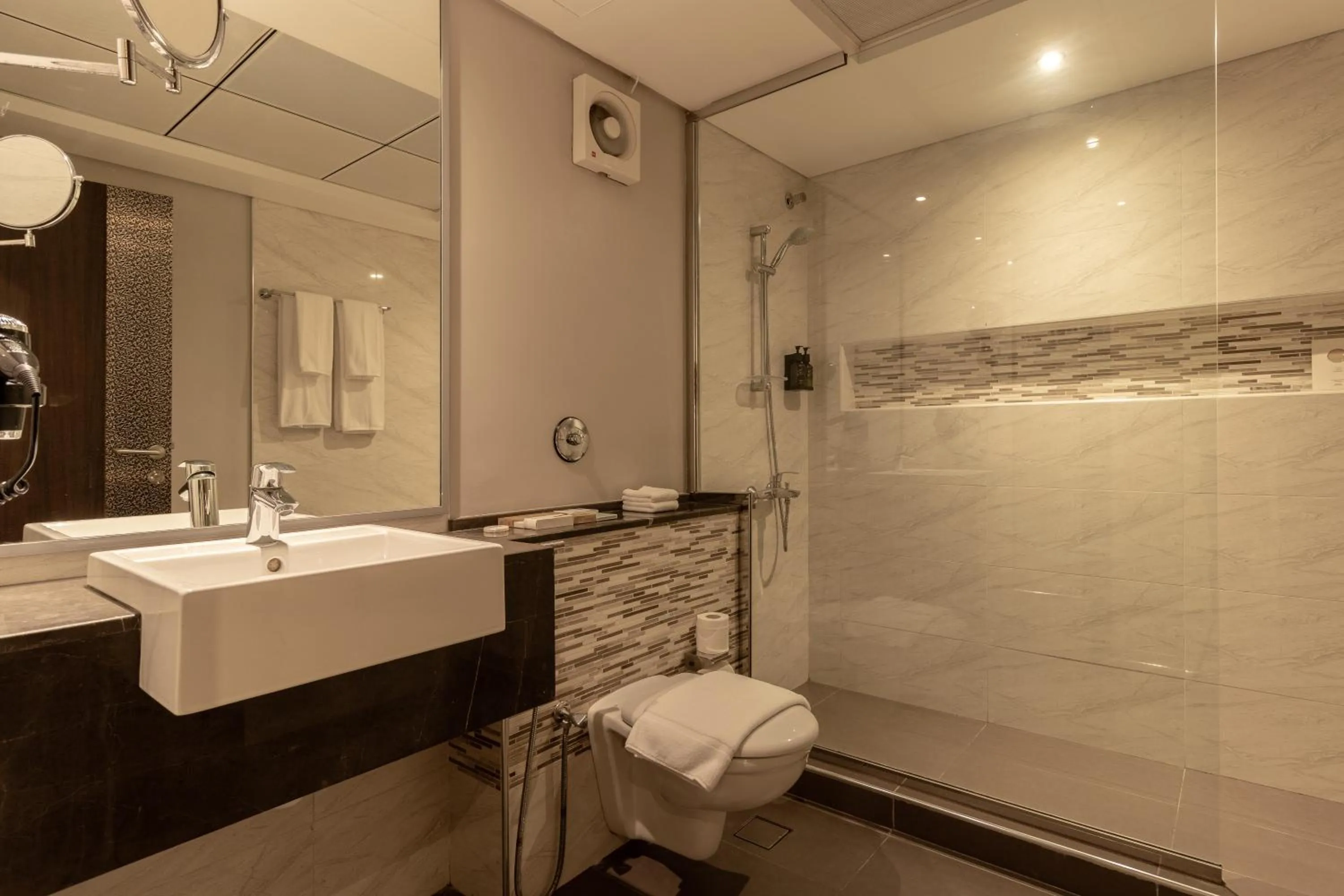 Bathroom in Barracuda Resort