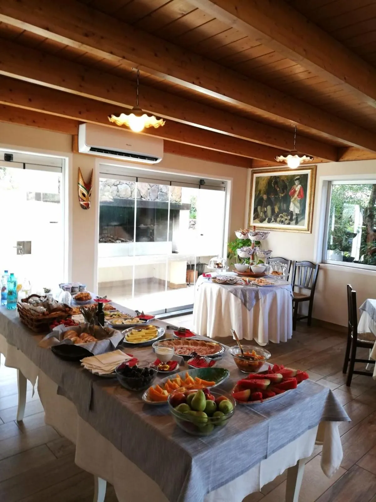 Restaurant/places to eat in Hotel Barbagia