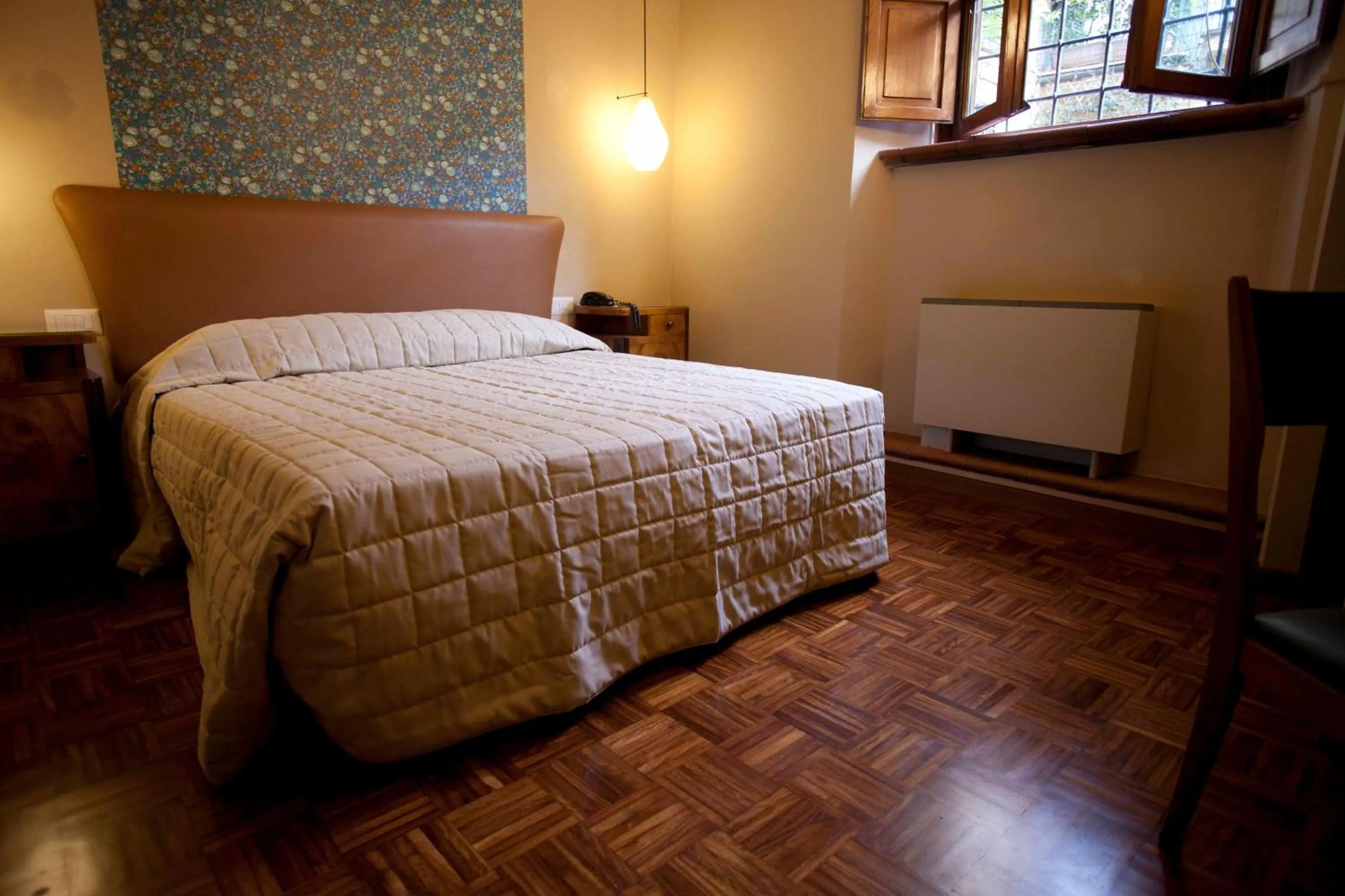 Photo of the whole room, Bed in Hotel Diana & Depandance