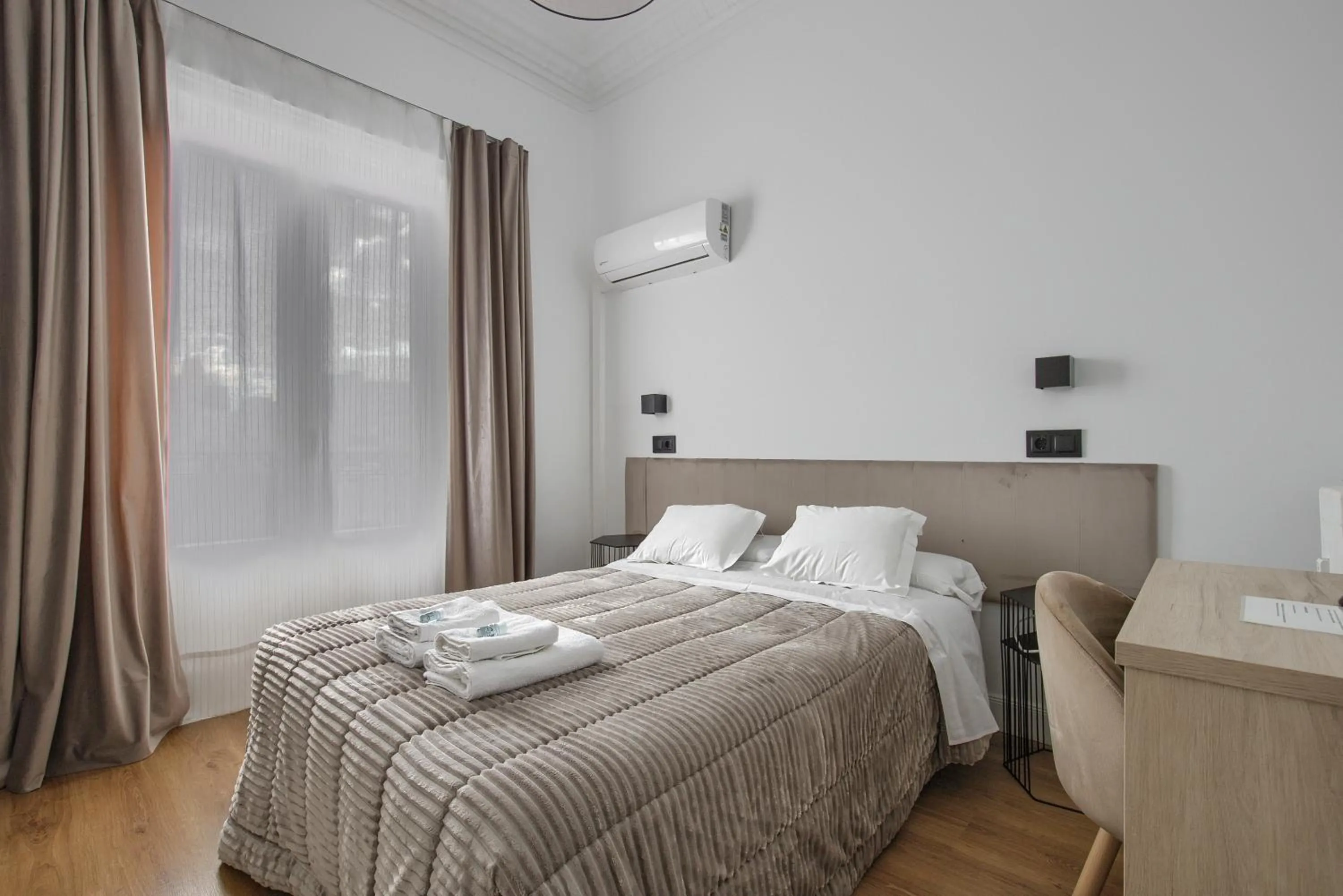 Bed in Hostal Besaya