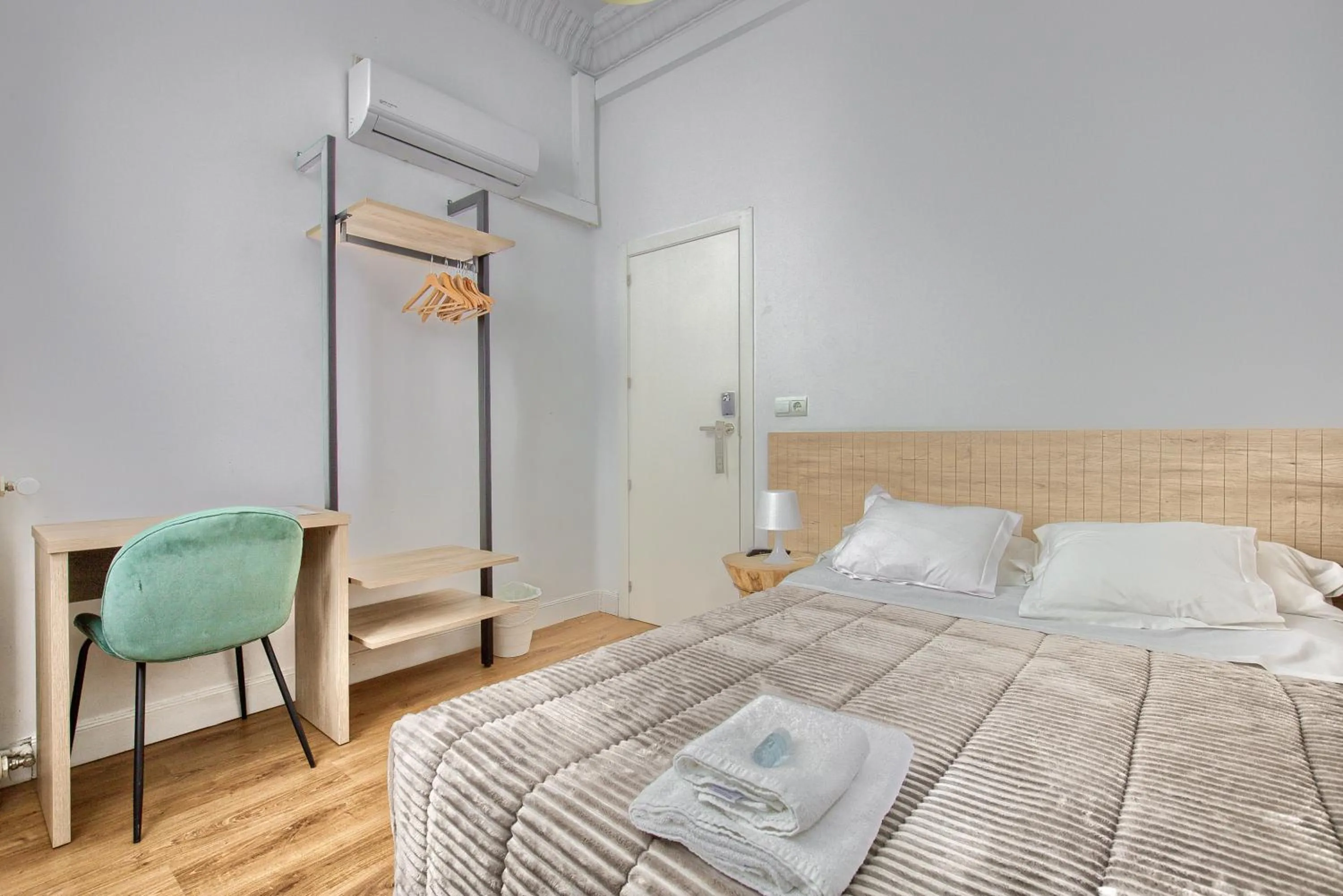 Bed in Hostal Besaya