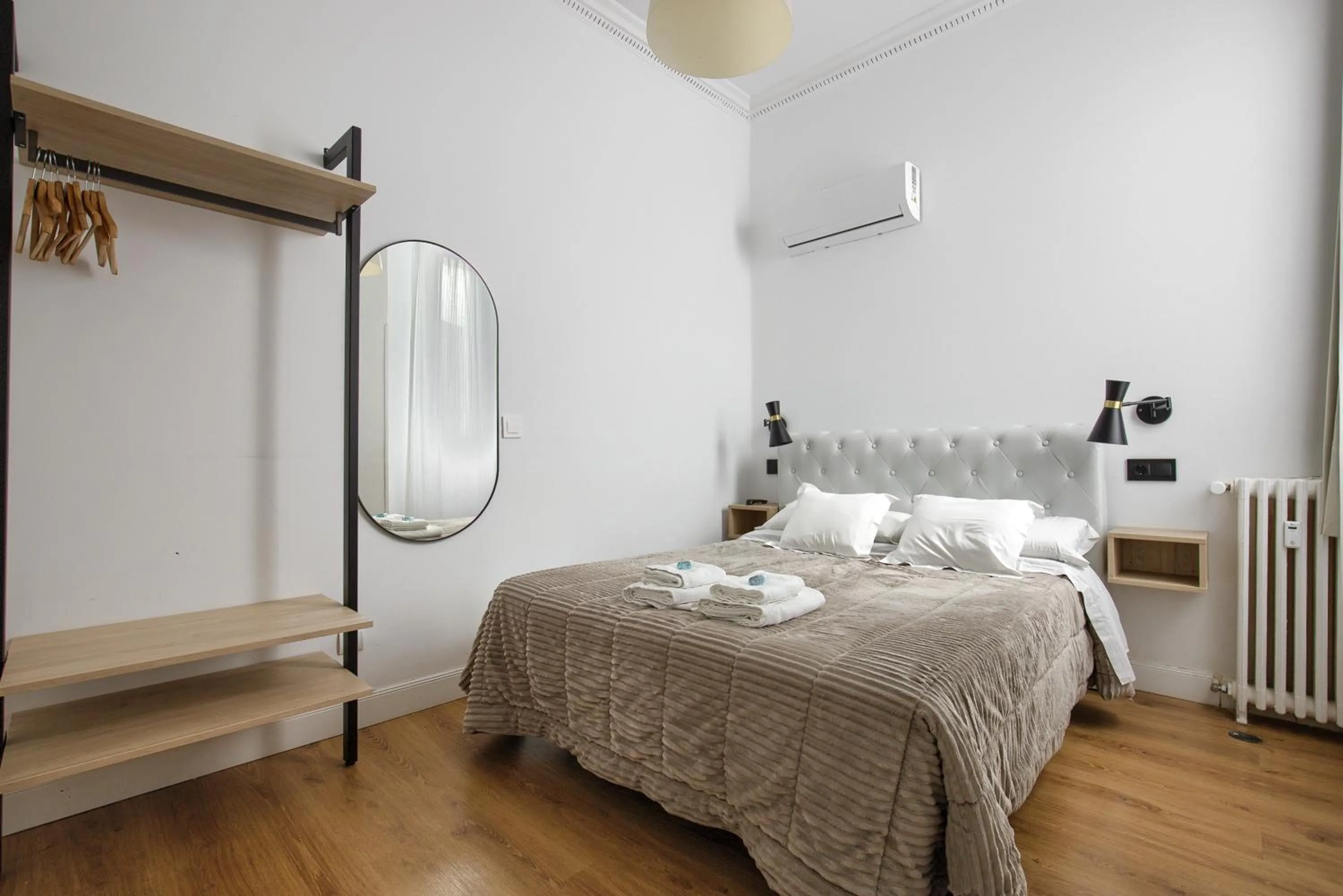 Bed in Hostal Besaya