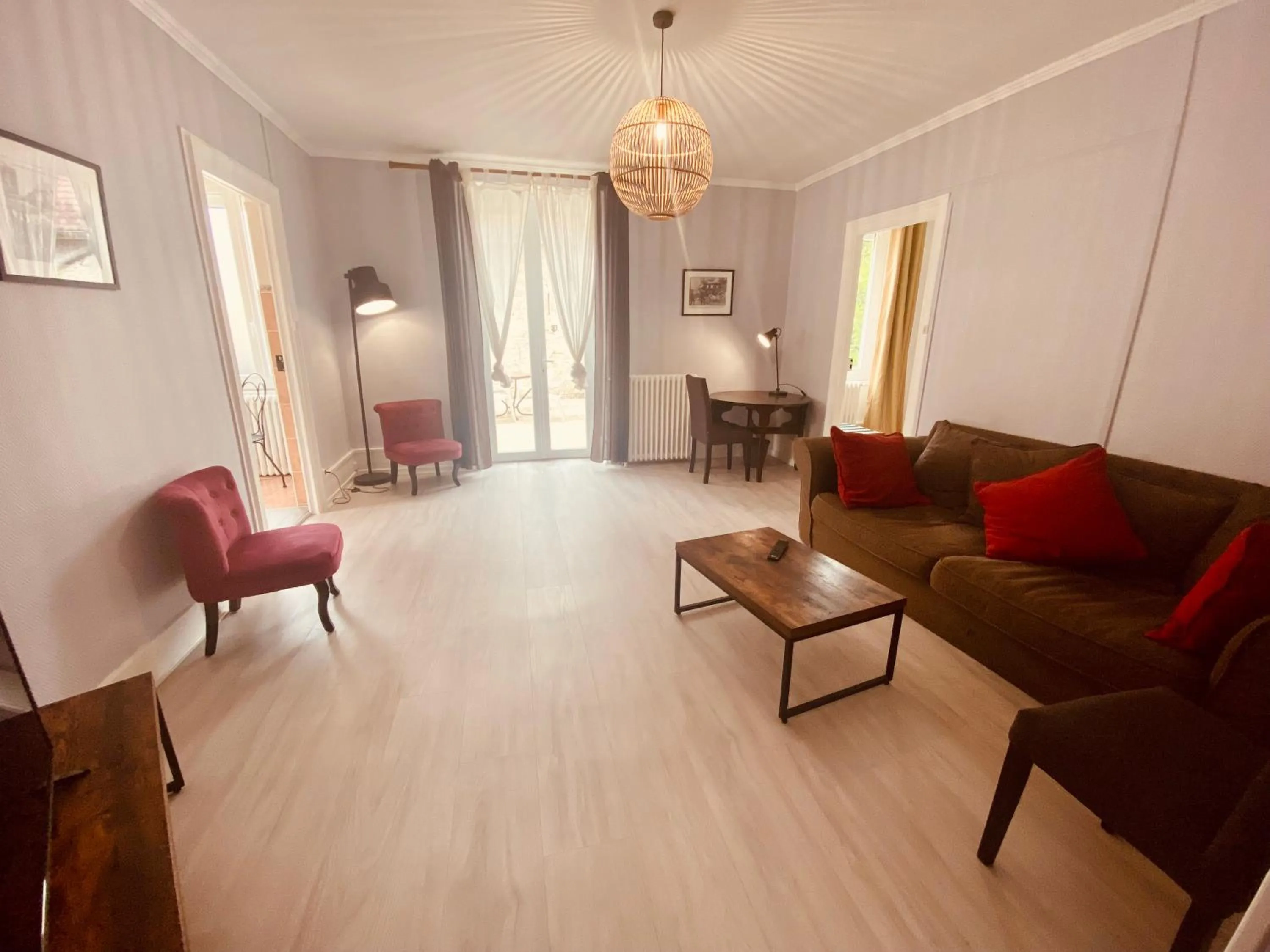 Logis Hostellerie la Chaumière