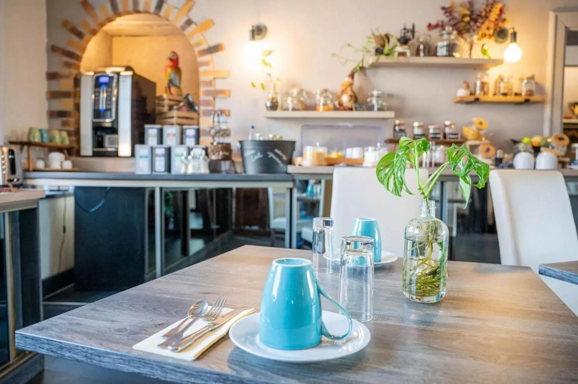 Breakfast in Logis Hostellerie la Chaumière