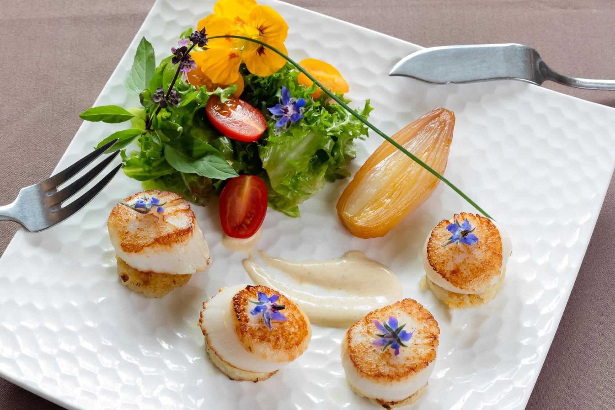 Food close-up in Logis Hostellerie la Chaumière