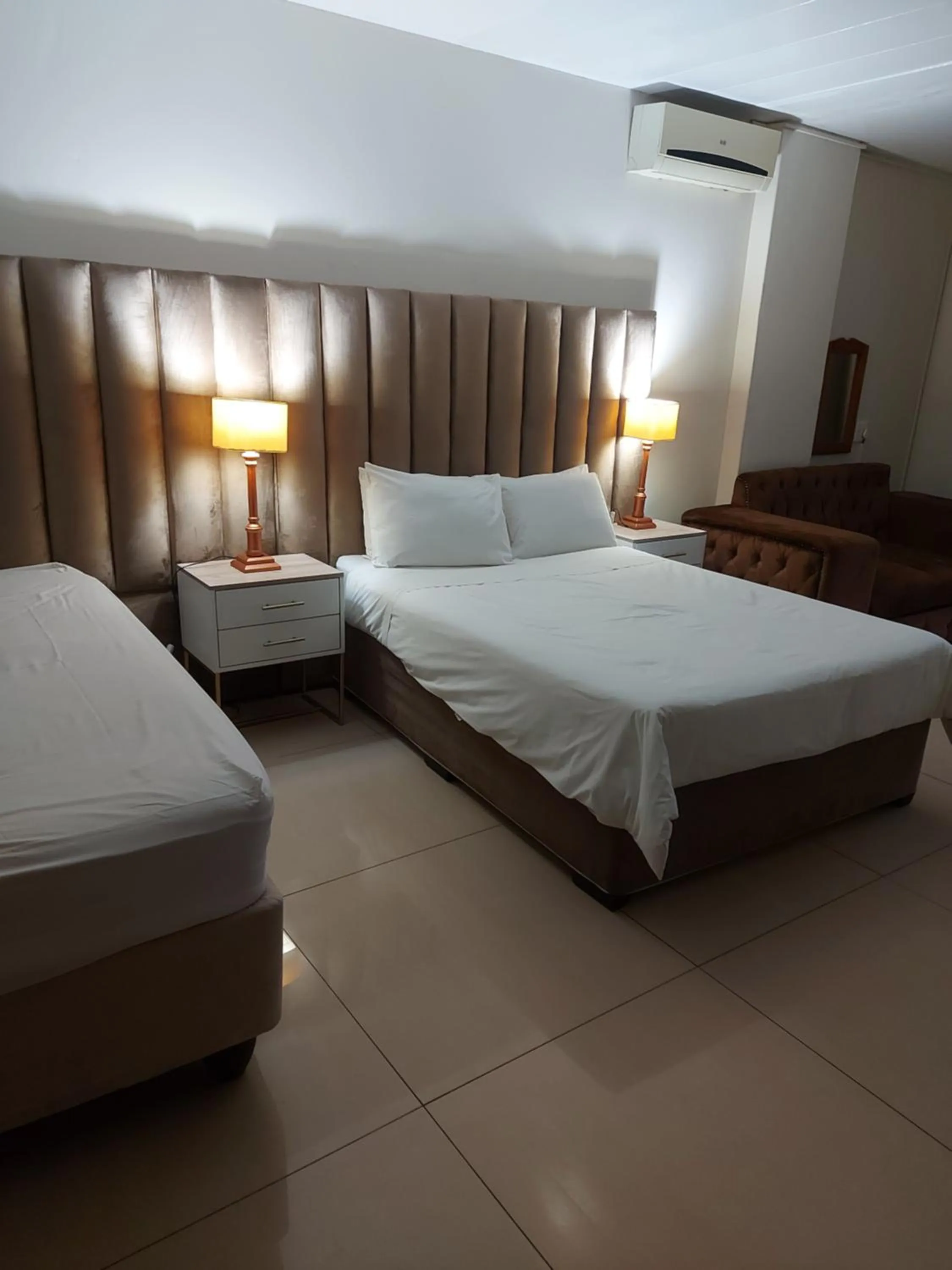 Bed in Purple Olive Guest House