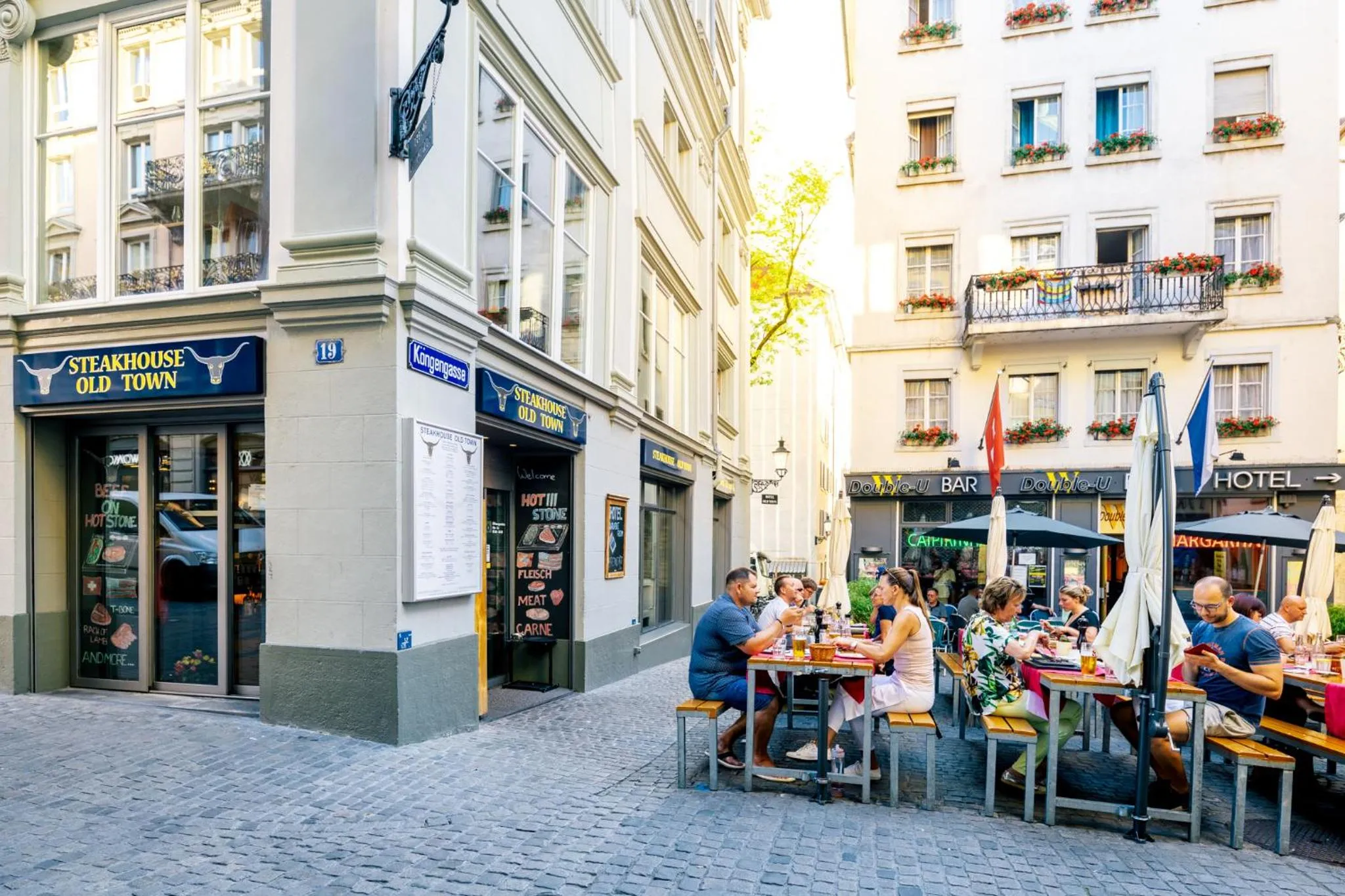 Facade/entrance in Hotel Old Town