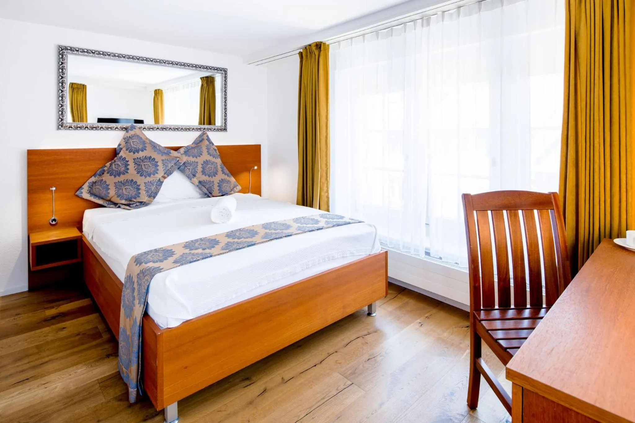 Photo of the whole room, Bed in Hotel Old Town