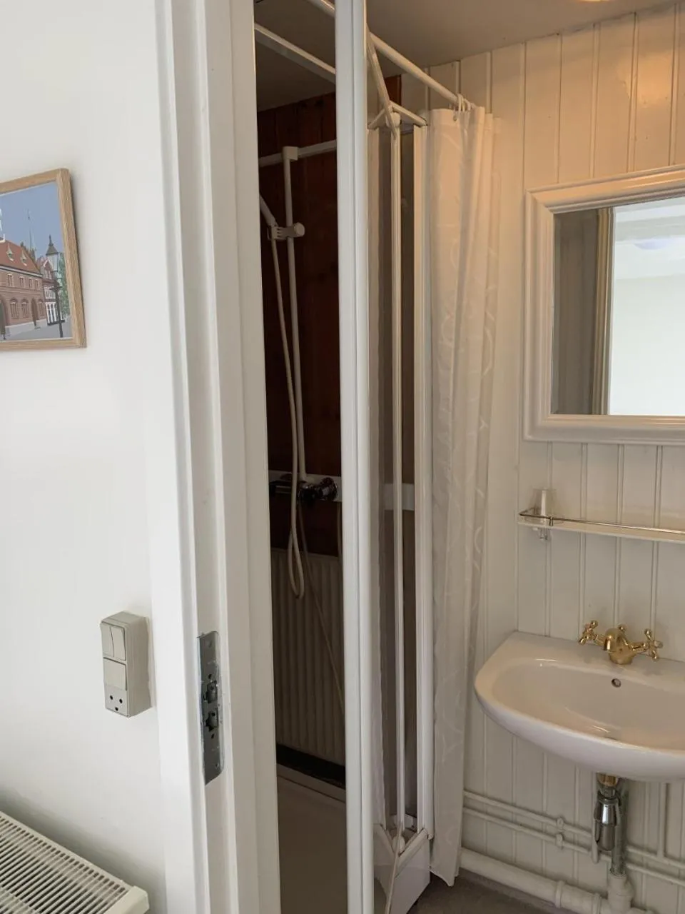 Shower in Den Gamle Arrest