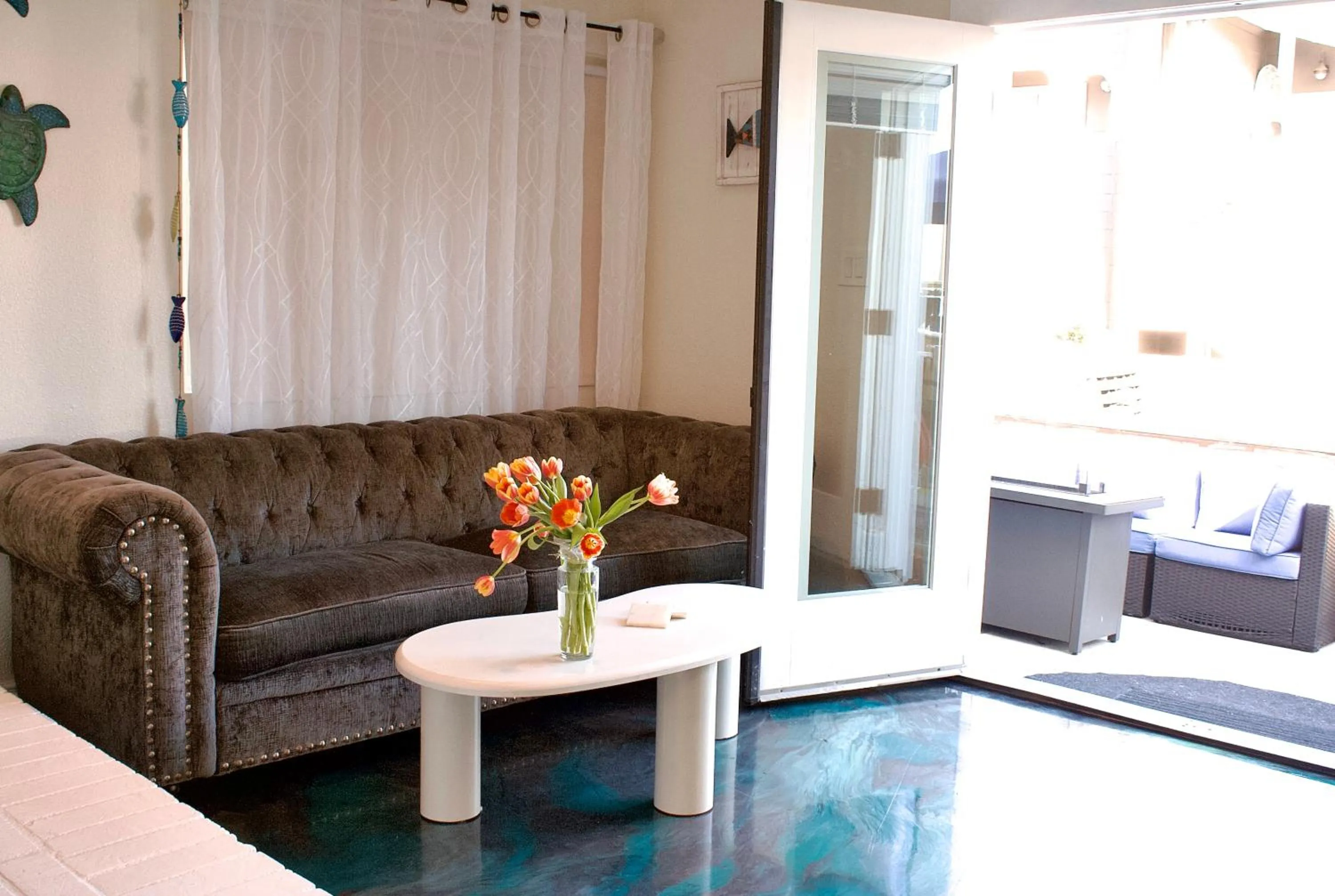 Living room in Sweet Beach Duplex