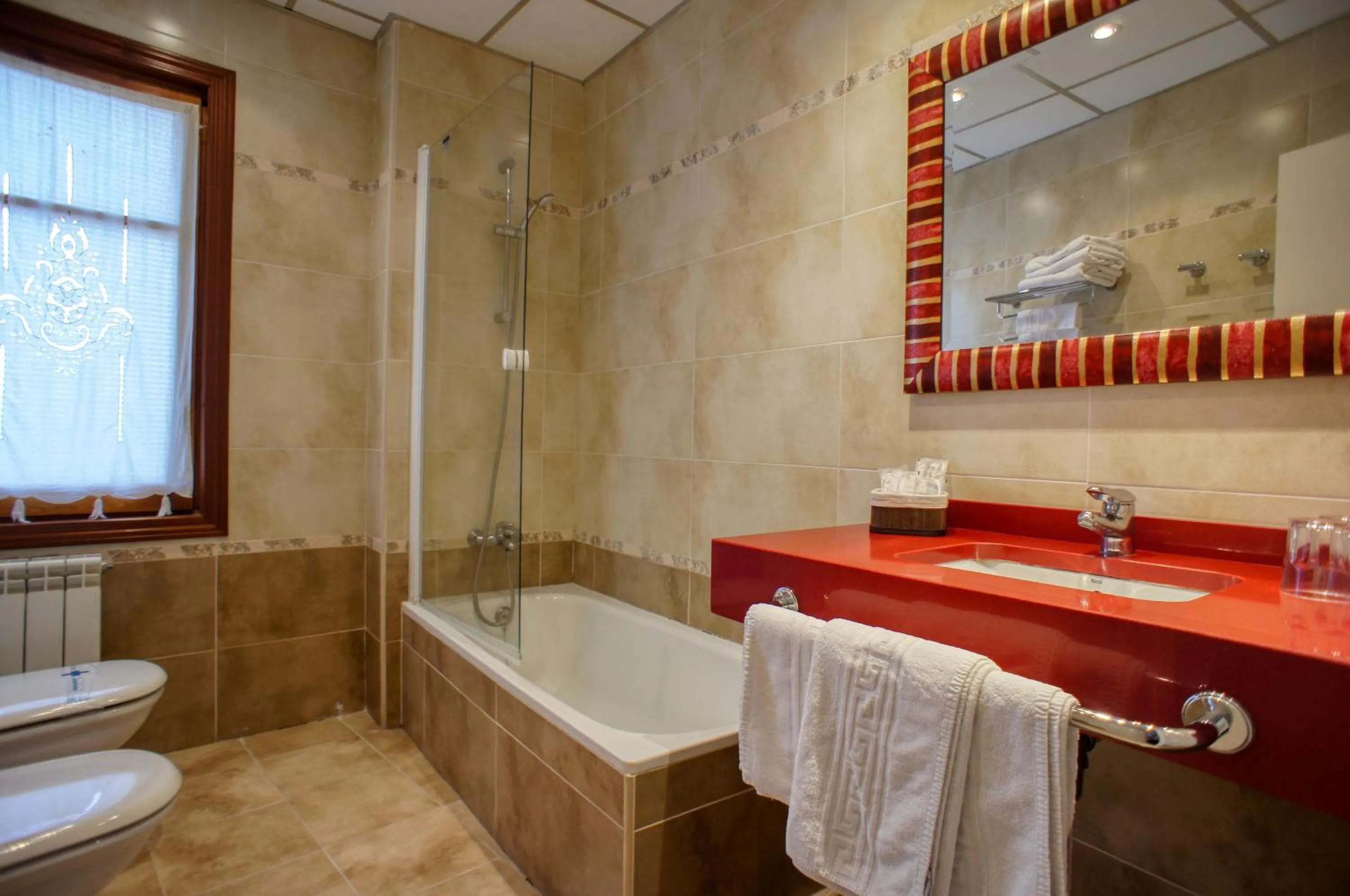 Bathroom in Hotel Montermoso