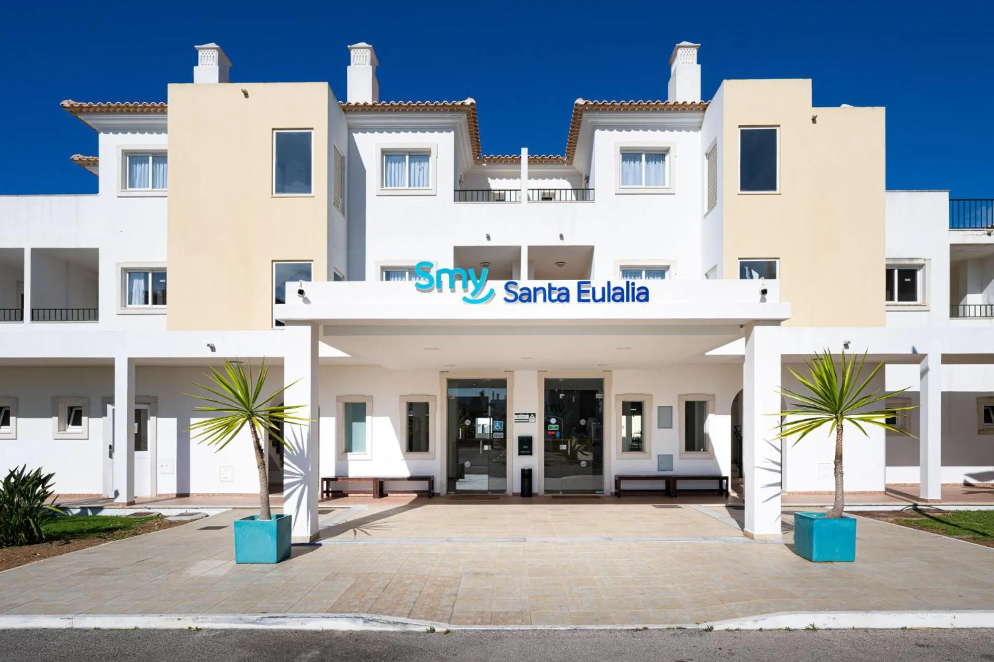 Property building in Smy Santa Eulalia Algarve