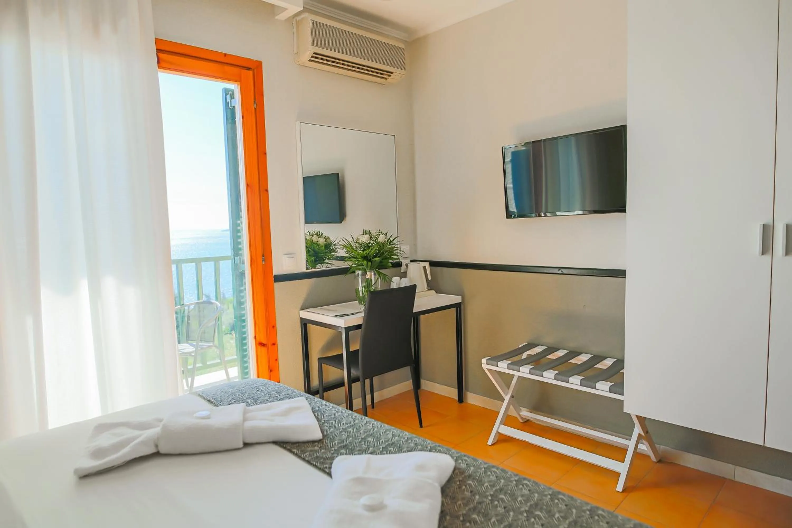 Bed in Corfu Aqua Nisaki