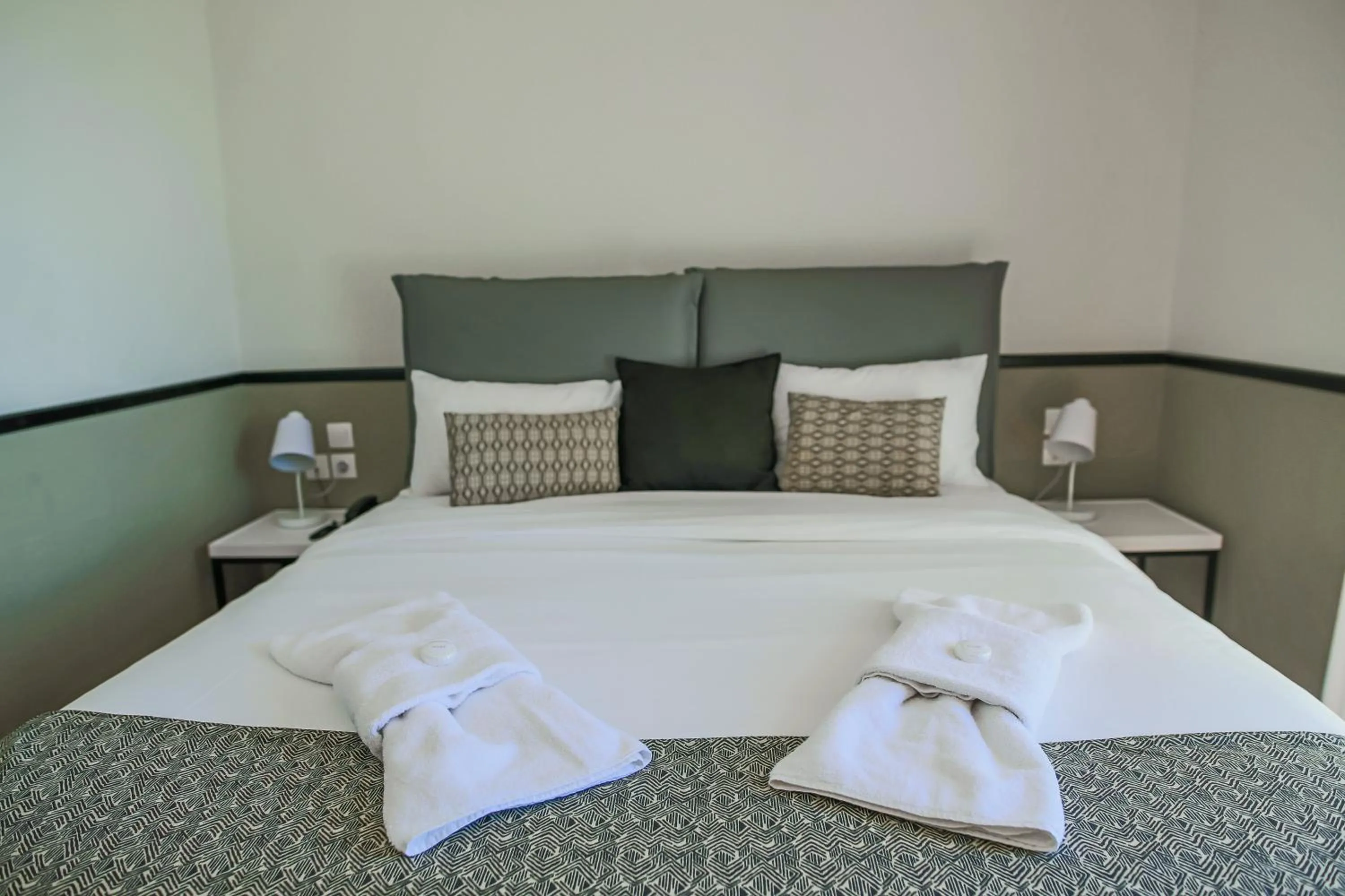 Bed in Corfu Aqua Nisaki